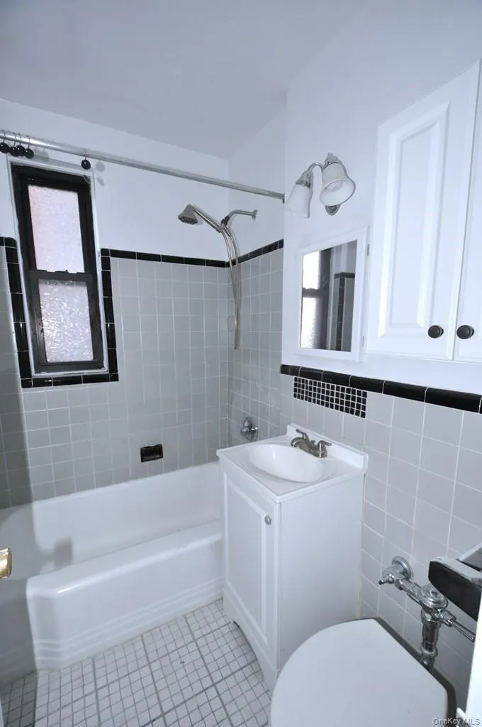 Bathroom Bathroom