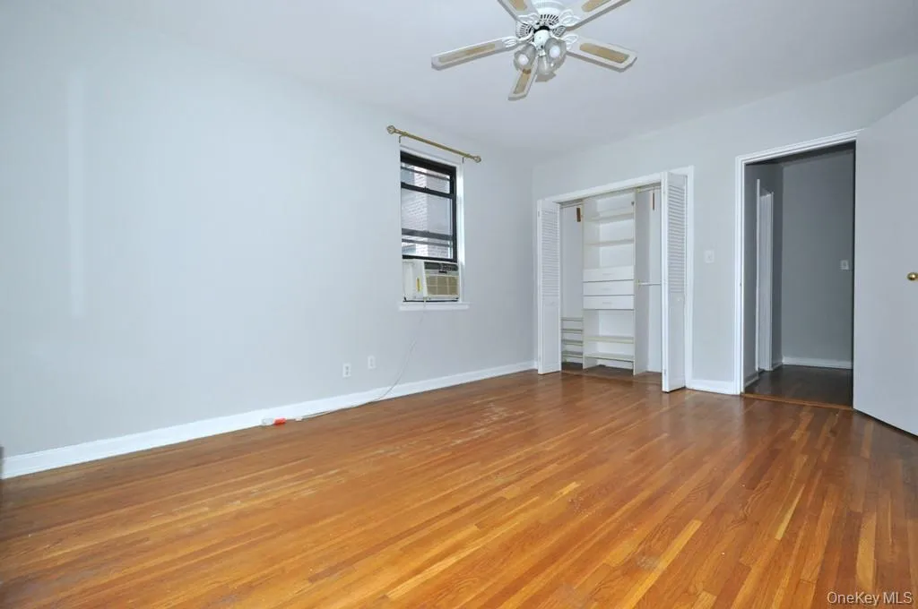 Large corner bedroom has two closest and hardwood floors. The bedroom is 15'-4" x 11'-4". Large corner bedroom has two closest and hardwood floors. The bedroom is 15'-4" x 11'-4".