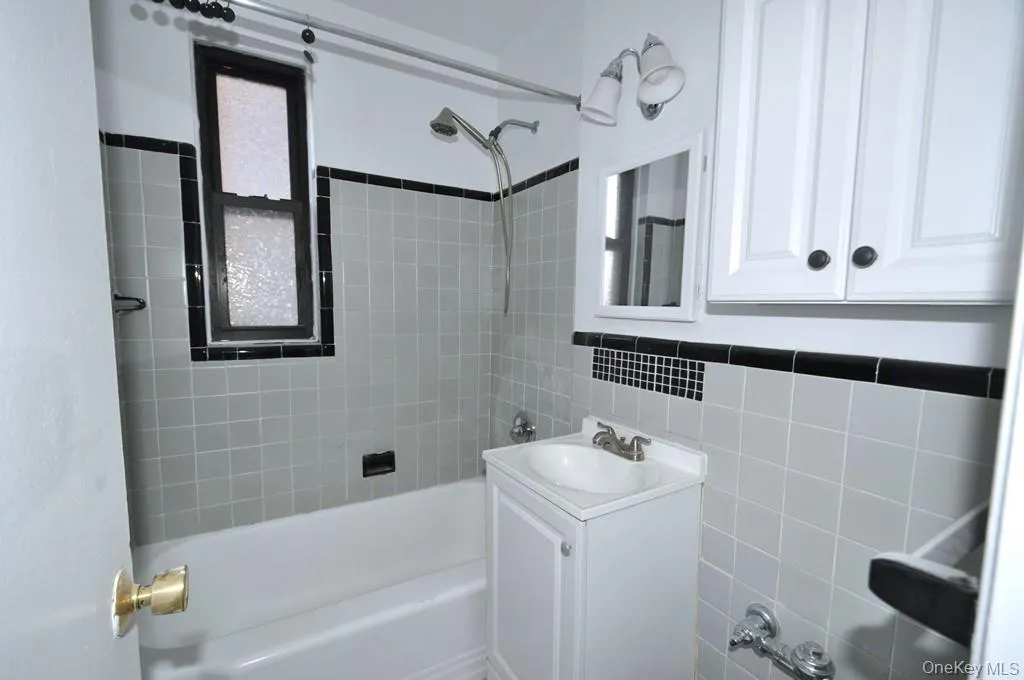 Bathroom Bathroom