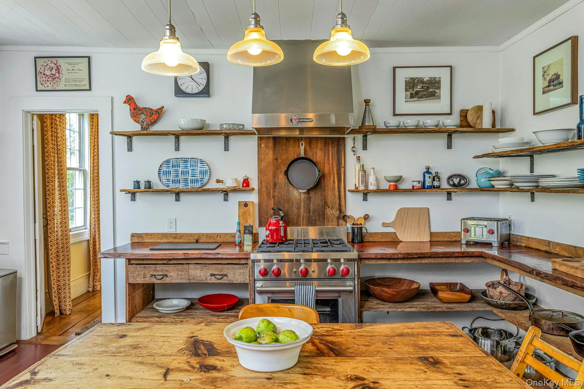 Rustic barnwood eat-in kitchen w/original cooking fireplace and hearth. New appliances Rustic barnwood eat-in kitchen w/original cooking fireplace and hearth. New appliances