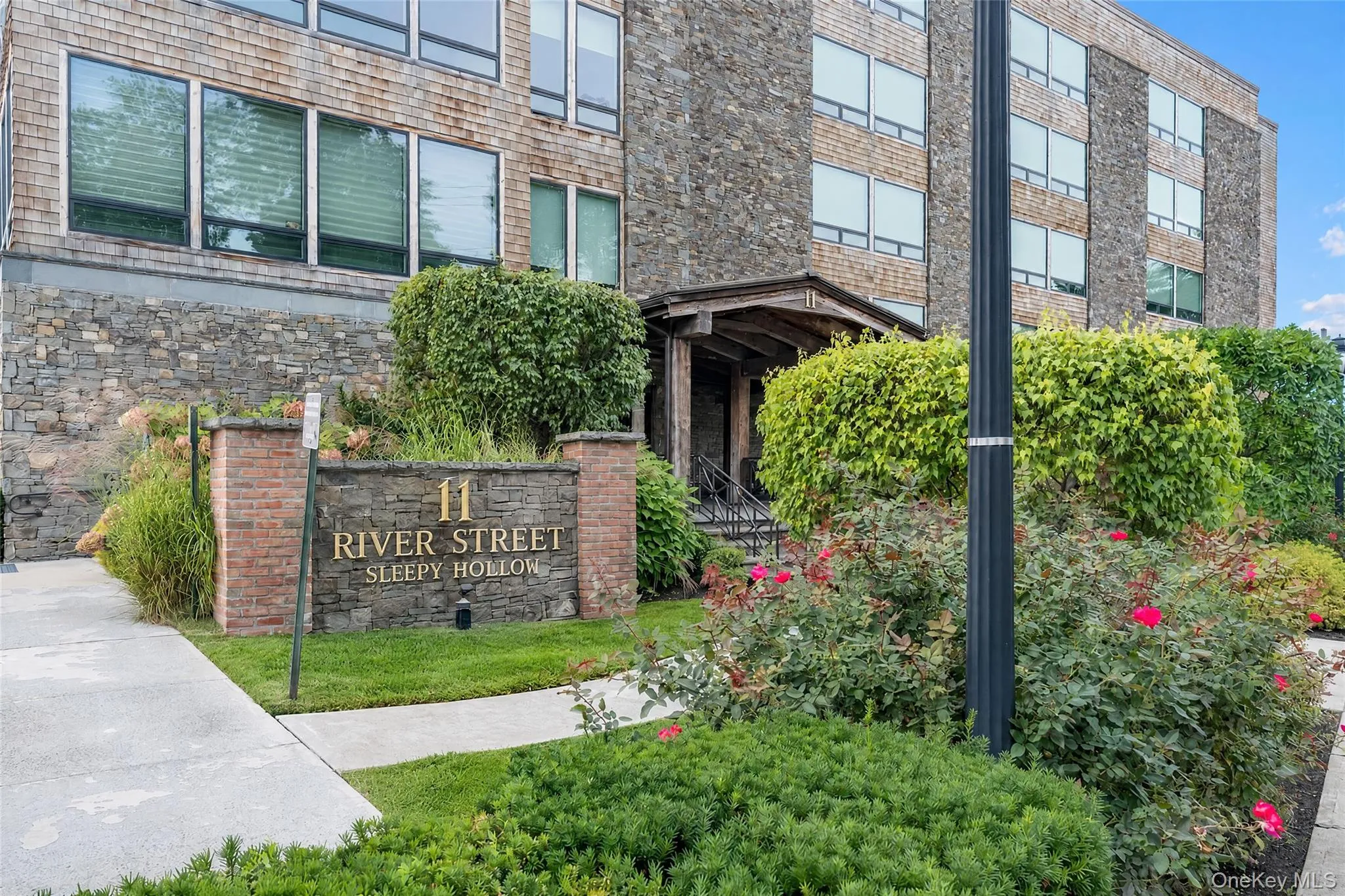 11 River Street, Mount Pleasant, NY, 2 Bedrooms Bedrooms, 6 Rooms Rooms,2 BathroomsBathrooms,Residential,For Rent,River,0,1055772 11 River Street, Mount Pleasant, NY, 2 Bedrooms Bedrooms, 6 Rooms Rooms,2 BathroomsBathrooms,Residential,For Rent,River,0,1055772