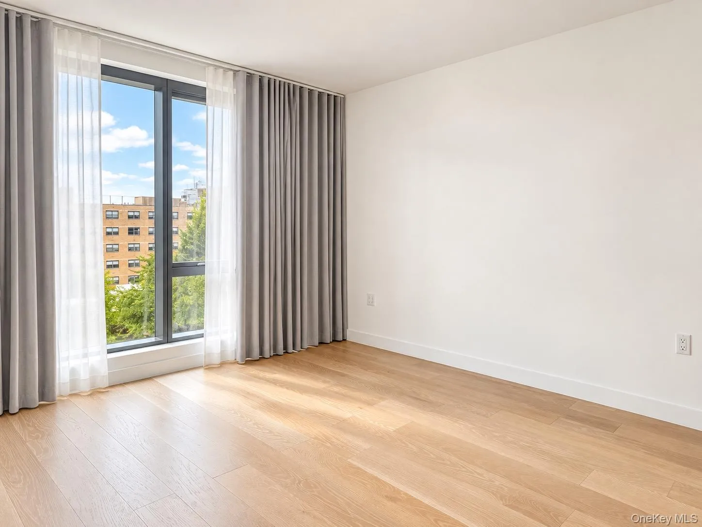 144-49 Northern Blvd, New York, NY, 1 Bedroom Bedrooms, 4 Rooms Rooms,1 BathroomBathrooms,Residential,For Rent,Northern Blvd,0,1055775 144-49 Northern Blvd, New York, NY, 1 Bedroom Bedrooms, 4 Rooms Rooms,1 BathroomBathrooms,Residential,For Rent,Northern Blvd,0,1055775