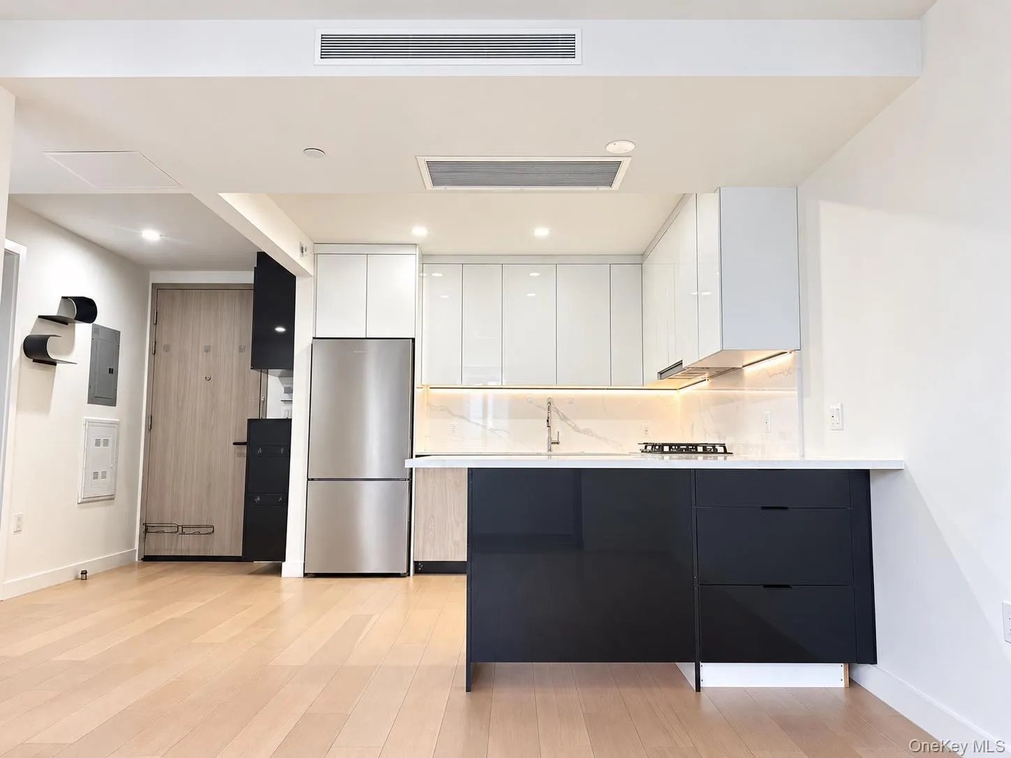 144-49 Northern Blvd, New York, NY, 1 Bedroom Bedrooms, 4 Rooms Rooms,1 BathroomBathrooms,Residential,For Rent,Northern Blvd,0,1055775 144-49 Northern Blvd, New York, NY, 1 Bedroom Bedrooms, 4 Rooms Rooms,1 BathroomBathrooms,Residential,For Rent,Northern Blvd,0,1055775