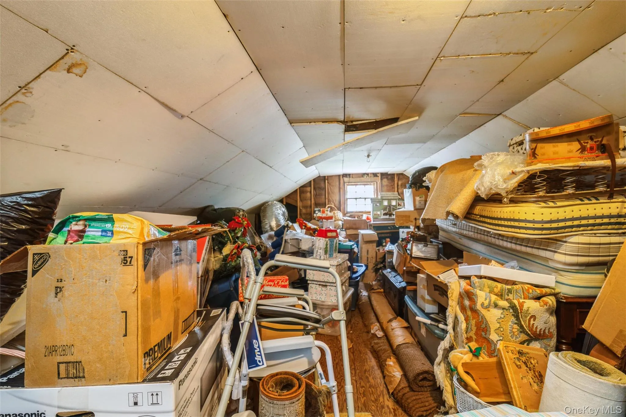 17 Washington Avenue, Brookhaven, NY, 4 Bedrooms Bedrooms, 9 Rooms Rooms,2 BathroomsBathrooms,Residential,For Rent,Washington,0,1055777 17 Washington Avenue, Brookhaven, NY, 4 Bedrooms Bedrooms, 9 Rooms Rooms,2 BathroomsBathrooms,Residential,For Rent,Washington,0,1055777