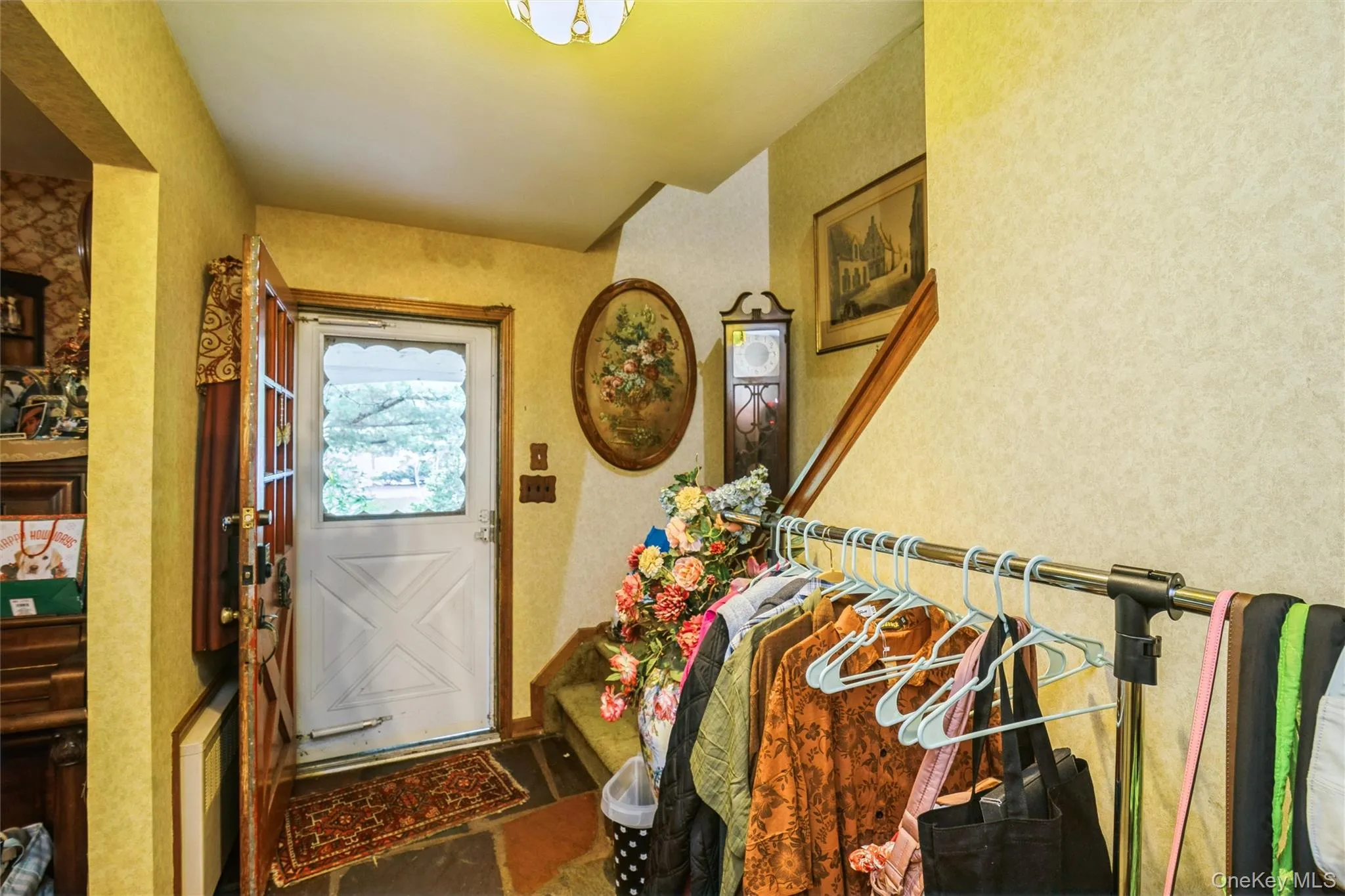 17 Washington Avenue, Brookhaven, NY, 4 Bedrooms Bedrooms, 9 Rooms Rooms,2 BathroomsBathrooms,Residential,For Rent,Washington,0,1055777 17 Washington Avenue, Brookhaven, NY, 4 Bedrooms Bedrooms, 9 Rooms Rooms,2 BathroomsBathrooms,Residential,For Rent,Washington,0,1055777
