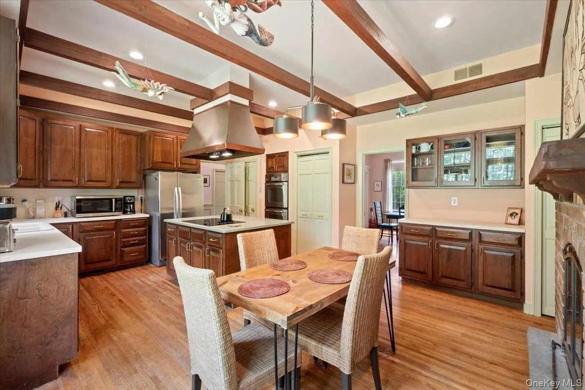 46 Skyhigh Road, Putnam Valley, NY, 3 Bedrooms Bedrooms, 7 Rooms Rooms,2 BathroomsBathrooms,Residential,For Rent,Skyhigh,0,1055779 46 Skyhigh Road, Putnam Valley, NY, 3 Bedrooms Bedrooms, 7 Rooms Rooms,2 BathroomsBathrooms,Residential,For Rent,Skyhigh,0,1055779