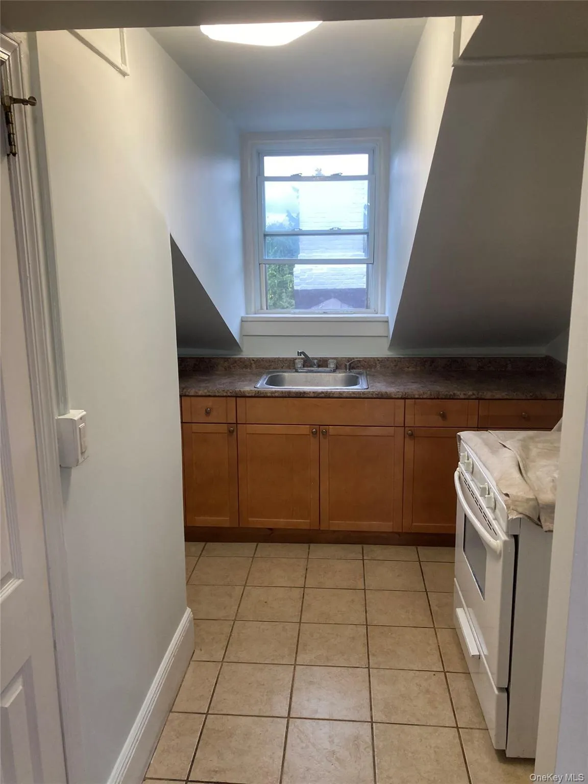 81 South Street, Goshen, NY, 1 Bedroom Bedrooms, 3 Rooms Rooms,1 BathroomBathrooms,Residential Lease,For Rent,South,0,1055780 81 South Street, Goshen, NY, 1 Bedroom Bedrooms, 3 Rooms Rooms,1 BathroomBathrooms,Residential Lease,For Rent,South,0,1055780