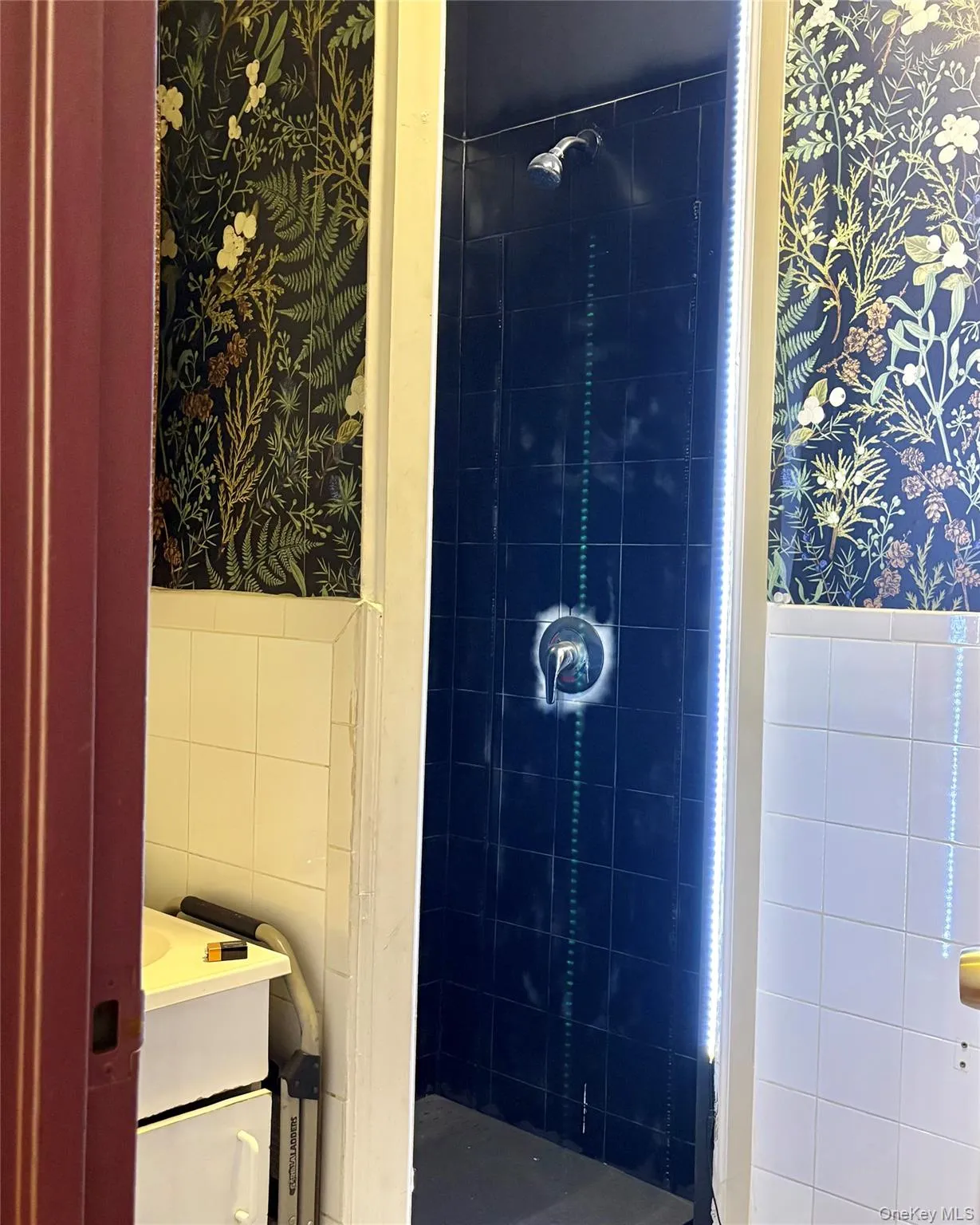 Bathroom Bathroom