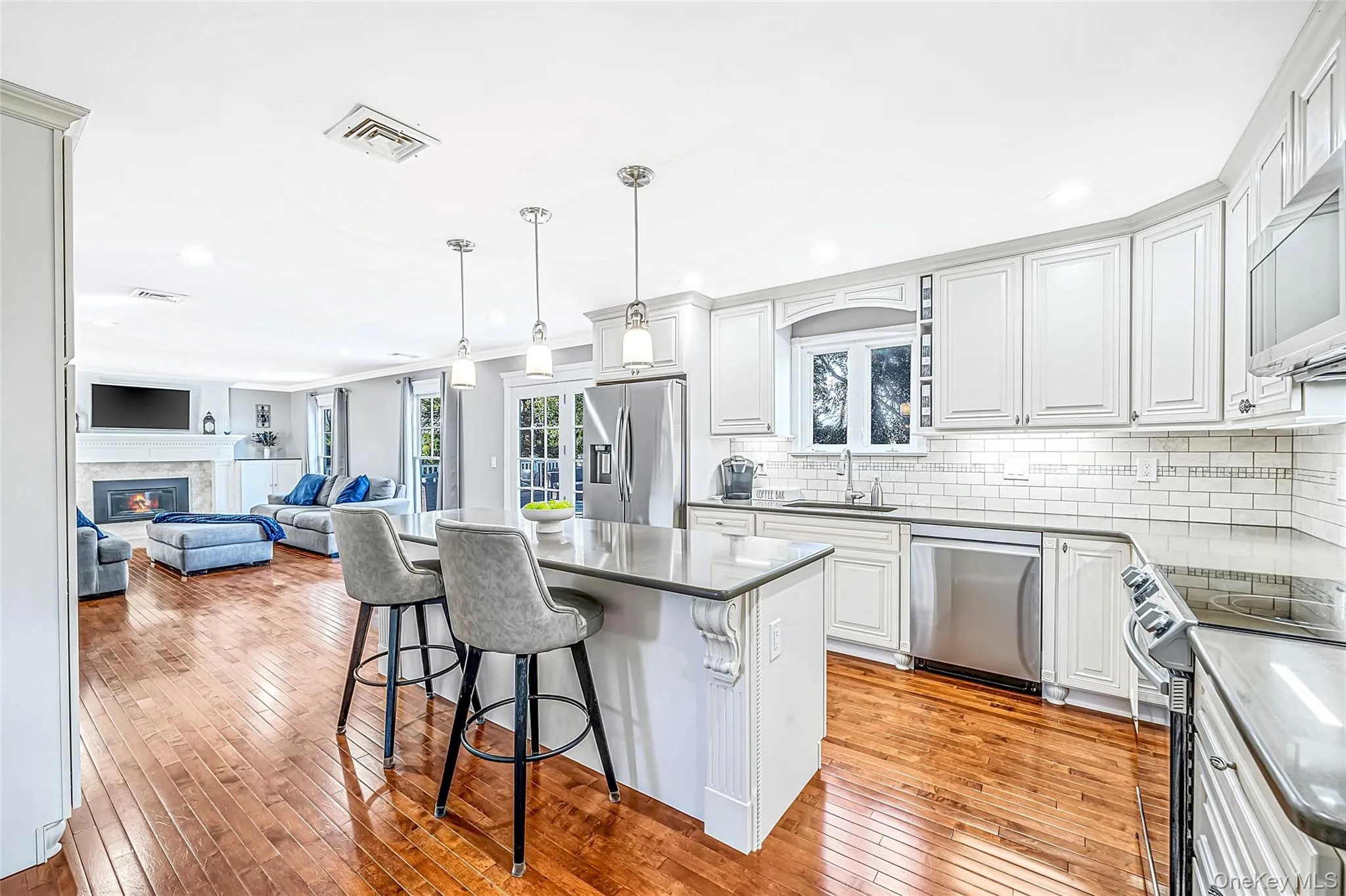 117 Southfield Road, Riverhead, NY, 4 Bedrooms Bedrooms, 9 Rooms Rooms,3 BathroomsBathrooms,Residential,For Rent,Southfield,0,1055787 117 Southfield Road, Riverhead, NY, 4 Bedrooms Bedrooms, 9 Rooms Rooms,3 BathroomsBathrooms,Residential,For Rent,Southfield,0,1055787