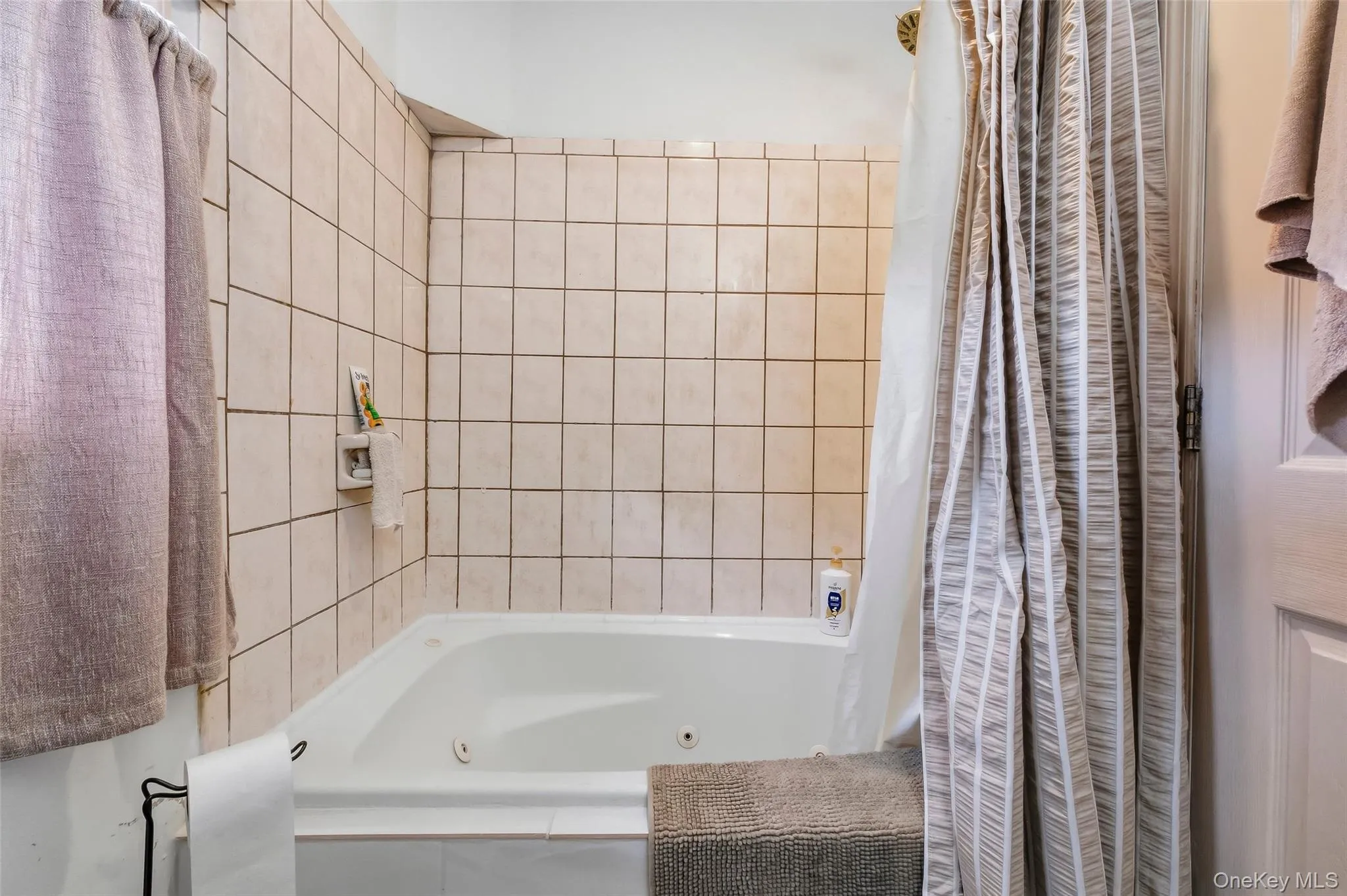 Alternate view of full bath on main level Alternate view of full bath on main level