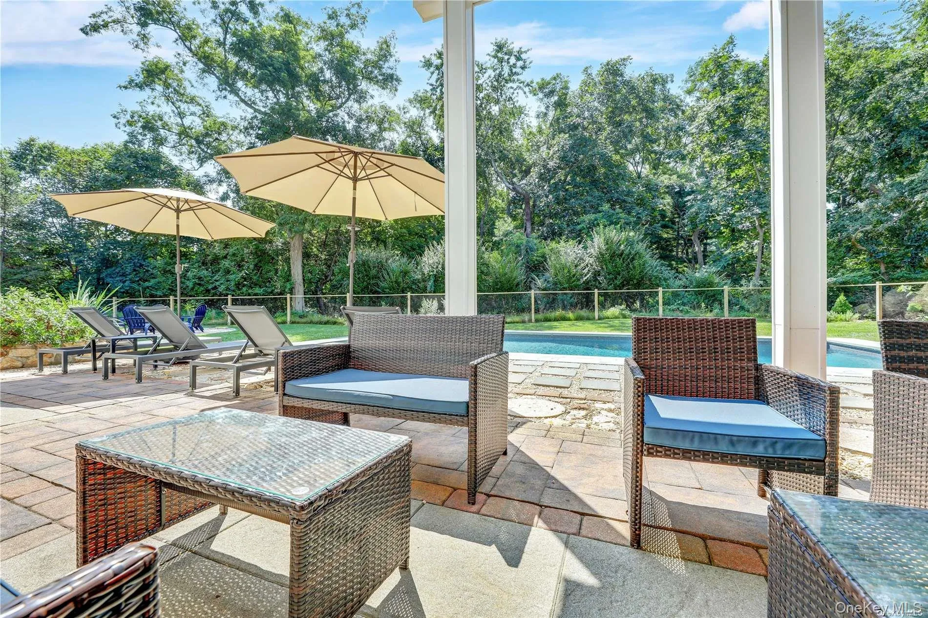 Outdoor Seating Outdoor Seating