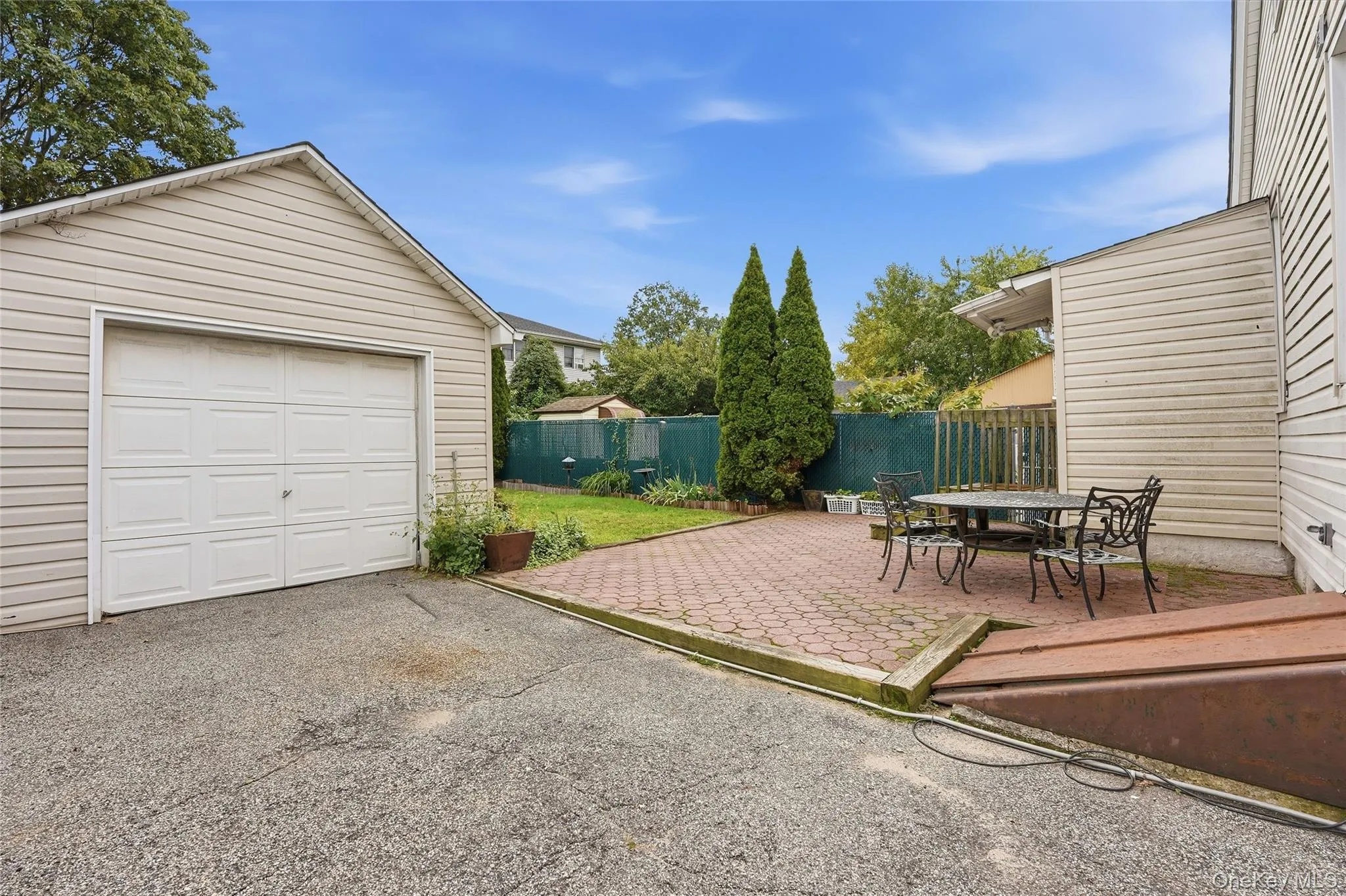 19 Catherine Avenue, Hempstead, NY, 3 Bedrooms Bedrooms, 6 Rooms Rooms,2 BathroomsBathrooms,Residential,For Rent,Catherine,0,1055806 19 Catherine Avenue, Hempstead, NY, 3 Bedrooms Bedrooms, 6 Rooms Rooms,2 BathroomsBathrooms,Residential,For Rent,Catherine,0,1055806