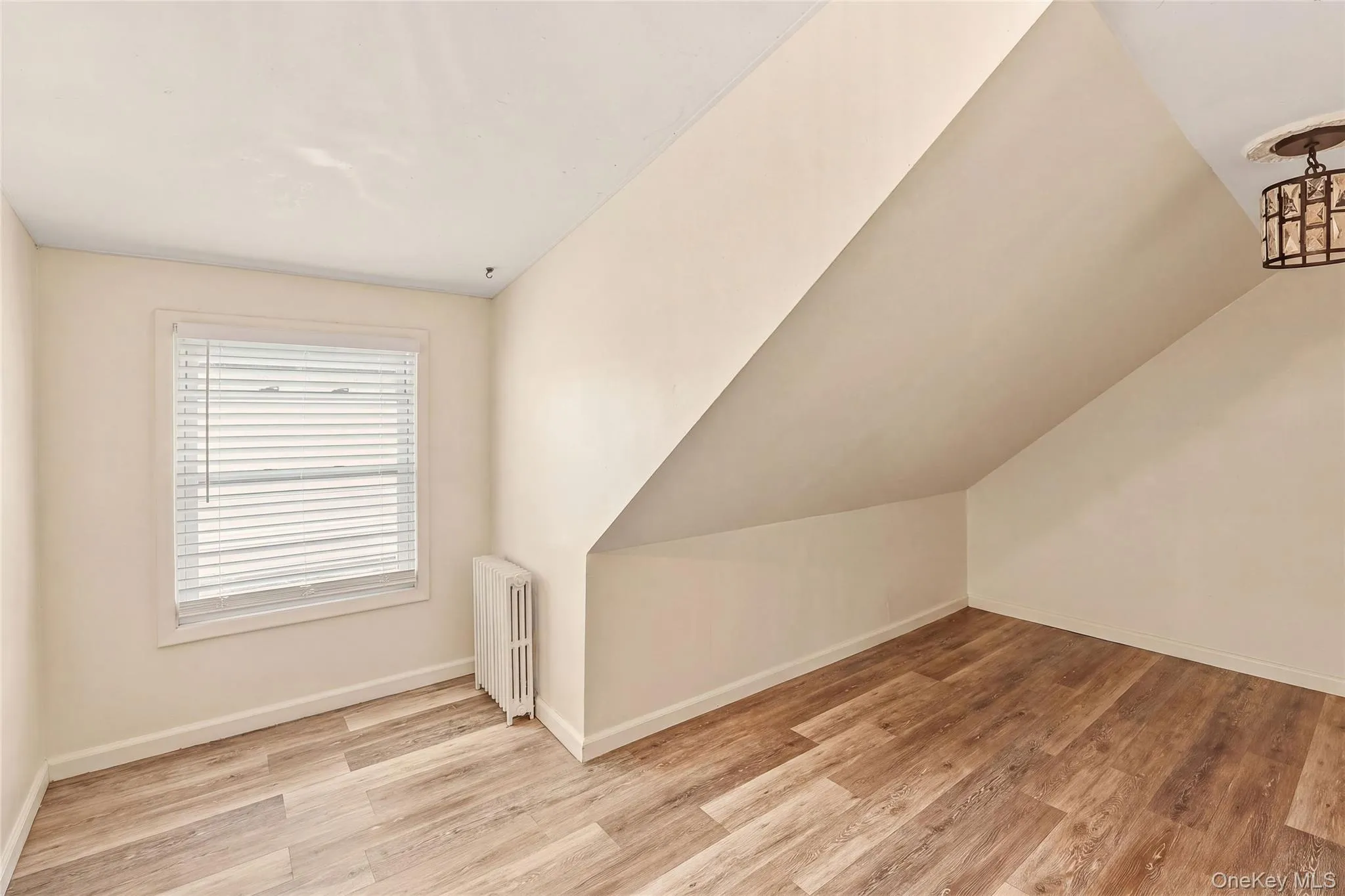 19 Catherine Avenue, Hempstead, NY, 3 Bedrooms Bedrooms, 6 Rooms Rooms,2 BathroomsBathrooms,Residential,For Rent,Catherine,0,1055806 19 Catherine Avenue, Hempstead, NY, 3 Bedrooms Bedrooms, 6 Rooms Rooms,2 BathroomsBathrooms,Residential,For Rent,Catherine,0,1055806