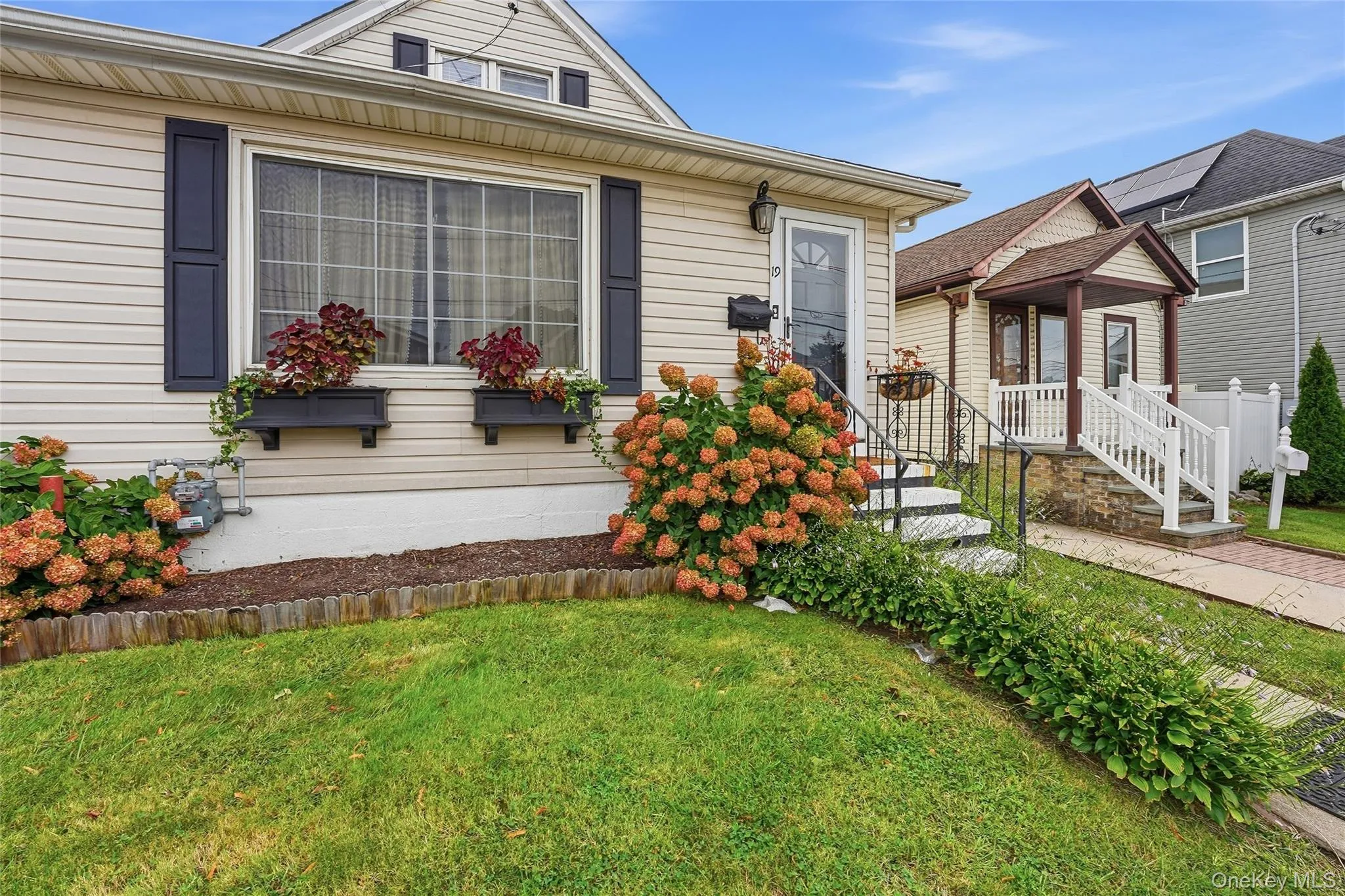 19 Catherine Avenue, Hempstead, NY, 3 Bedrooms Bedrooms, 6 Rooms Rooms,2 BathroomsBathrooms,Residential,For Rent,Catherine,0,1055806 19 Catherine Avenue, Hempstead, NY, 3 Bedrooms Bedrooms, 6 Rooms Rooms,2 BathroomsBathrooms,Residential,For Rent,Catherine,0,1055806