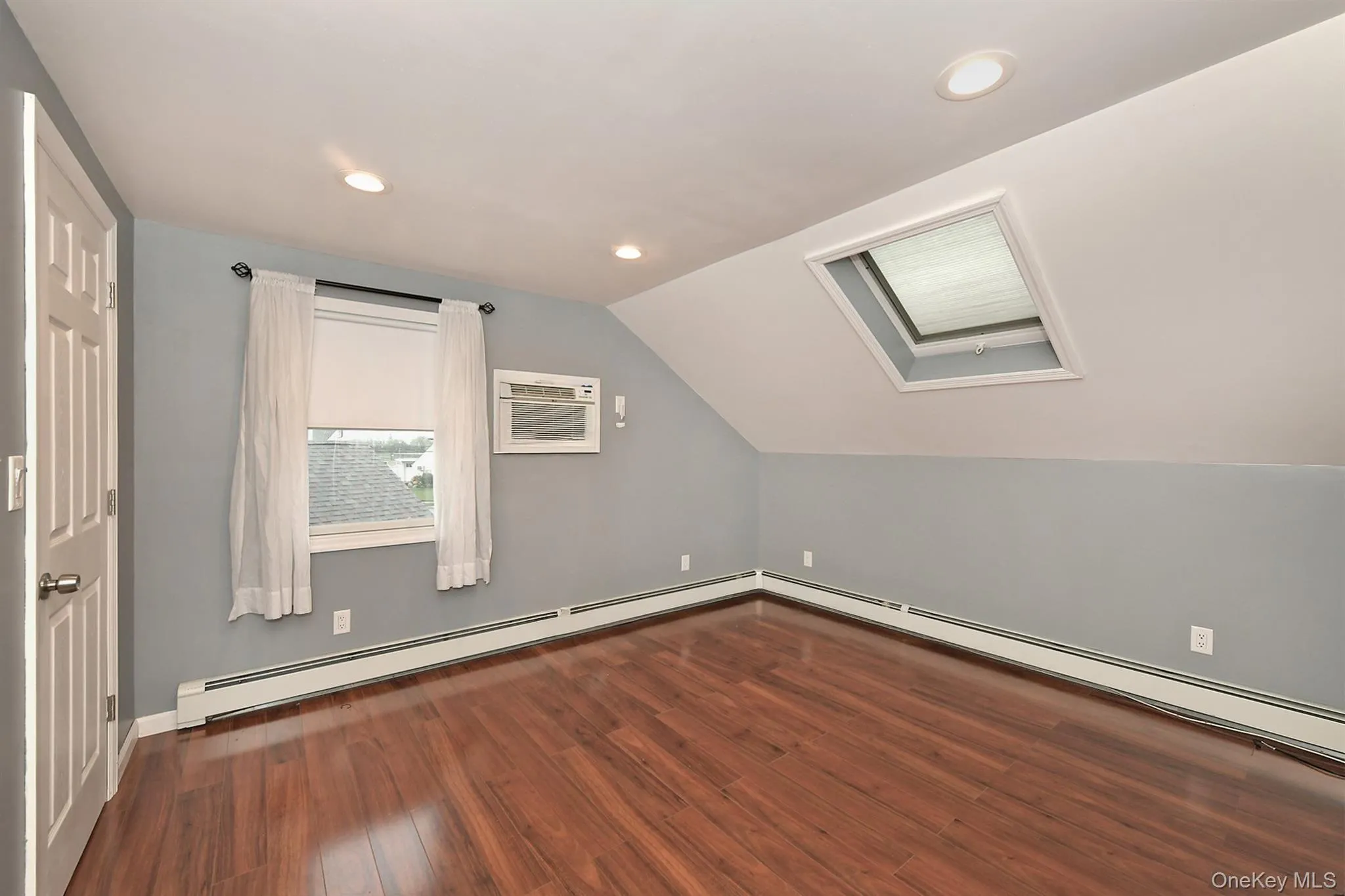 93 Abbey Lane, Hempstead, NY, 4 Bedrooms Bedrooms, 7 Rooms Rooms,1 BathroomBathrooms,Residential,For Rent,Abbey,0,1055807 93 Abbey Lane, Hempstead, NY, 4 Bedrooms Bedrooms, 7 Rooms Rooms,1 BathroomBathrooms,Residential,For Rent,Abbey,0,1055807
