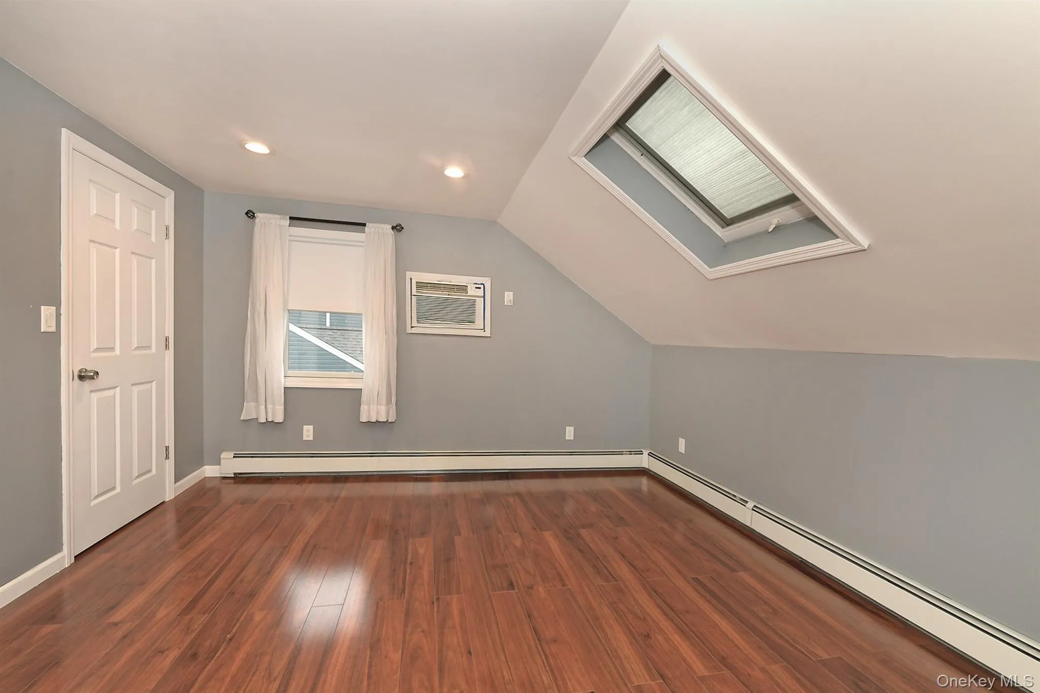 93 Abbey Lane, Hempstead, NY, 4 Bedrooms Bedrooms, 7 Rooms Rooms,1 BathroomBathrooms,Residential,For Rent,Abbey,0,1055807 93 Abbey Lane, Hempstead, NY, 4 Bedrooms Bedrooms, 7 Rooms Rooms,1 BathroomBathrooms,Residential,For Rent,Abbey,0,1055807