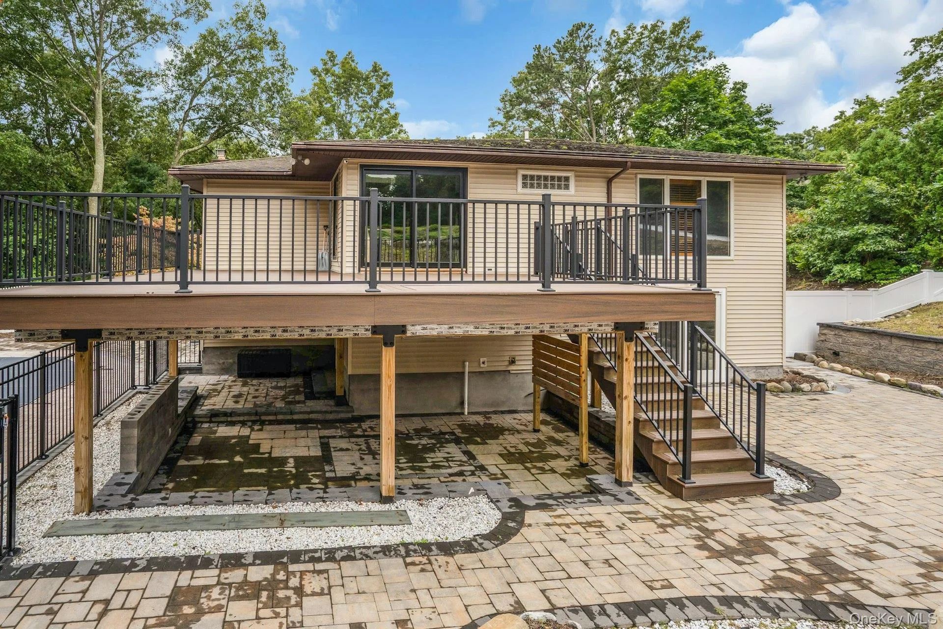 Cover patio to house bar, barbecue and TV area,New stone Cover patio to house bar, barbecue and TV area,New stone