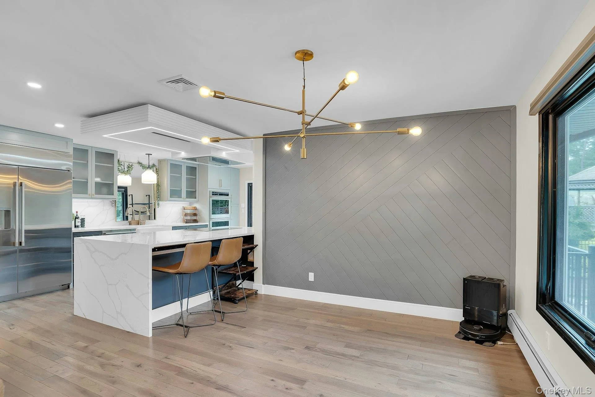 Accent Wall in Dining Room. Accent Wall in Dining Room.