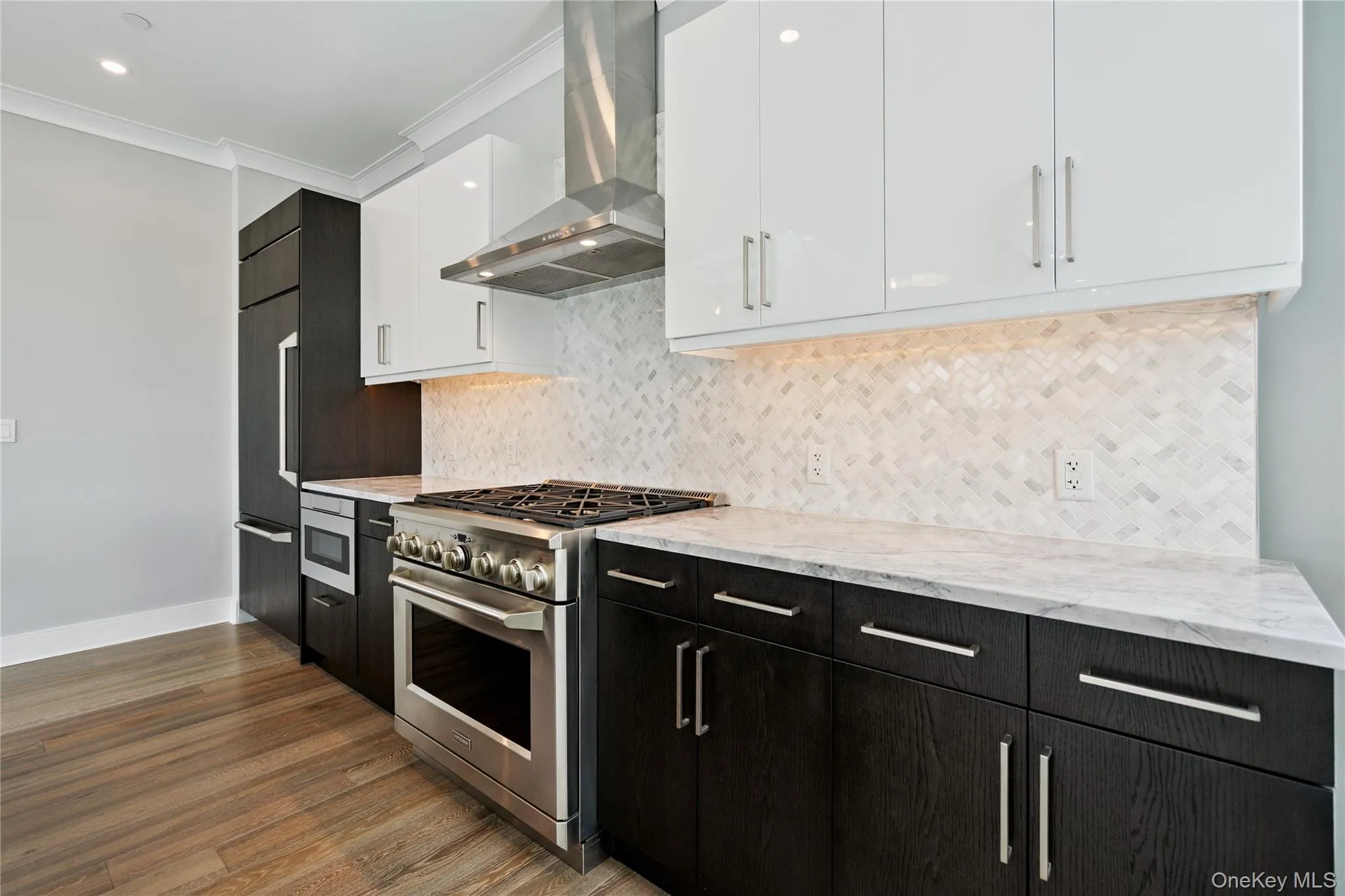 100 Garvies Point Road, Glen Cove, NY, 3 Bedrooms Bedrooms, 6 Rooms Rooms,3 BathroomsBathrooms,Residential,For Rent,Garvies Point,0,1055811 100 Garvies Point Road, Glen Cove, NY, 3 Bedrooms Bedrooms, 6 Rooms Rooms,3 BathroomsBathrooms,Residential,For Rent,Garvies Point,0,1055811