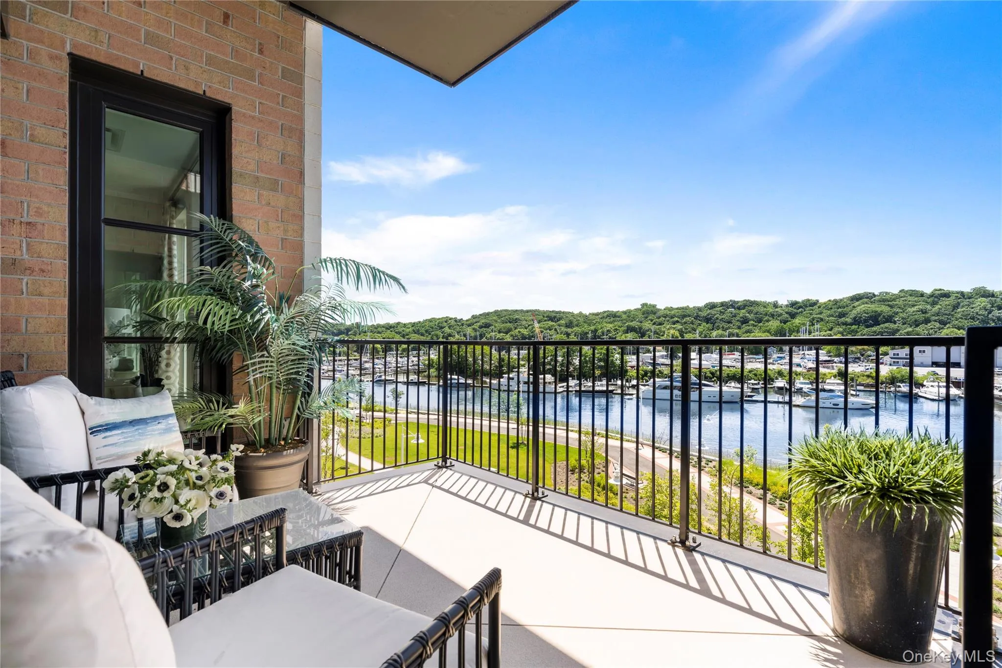 100 Garvies Point Road, Glen Cove, NY, 3 Bedrooms Bedrooms, 6 Rooms Rooms,3 BathroomsBathrooms,Residential,For Rent,Garvies Point,0,1055811 100 Garvies Point Road, Glen Cove, NY, 3 Bedrooms Bedrooms, 6 Rooms Rooms,3 BathroomsBathrooms,Residential,For Rent,Garvies Point,0,1055811