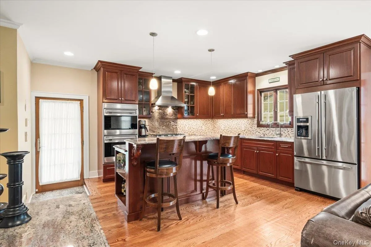 30 Astor Place, North Hempstead, NY, 4 Bedrooms Bedrooms, 10 Rooms Rooms,3 BathroomsBathrooms,Residential,For Rent,Astor,0,1055815 30 Astor Place, North Hempstead, NY, 4 Bedrooms Bedrooms, 10 Rooms Rooms,3 BathroomsBathrooms,Residential,For Rent,Astor,0,1055815