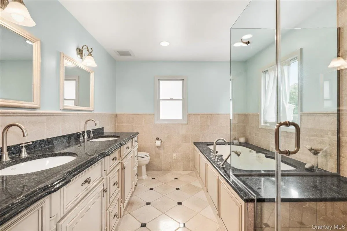 30 Astor Place, North Hempstead, NY, 4 Bedrooms Bedrooms, 10 Rooms Rooms,3 BathroomsBathrooms,Residential,For Rent,Astor,0,1055815 30 Astor Place, North Hempstead, NY, 4 Bedrooms Bedrooms, 10 Rooms Rooms,3 BathroomsBathrooms,Residential,For Rent,Astor,0,1055815
