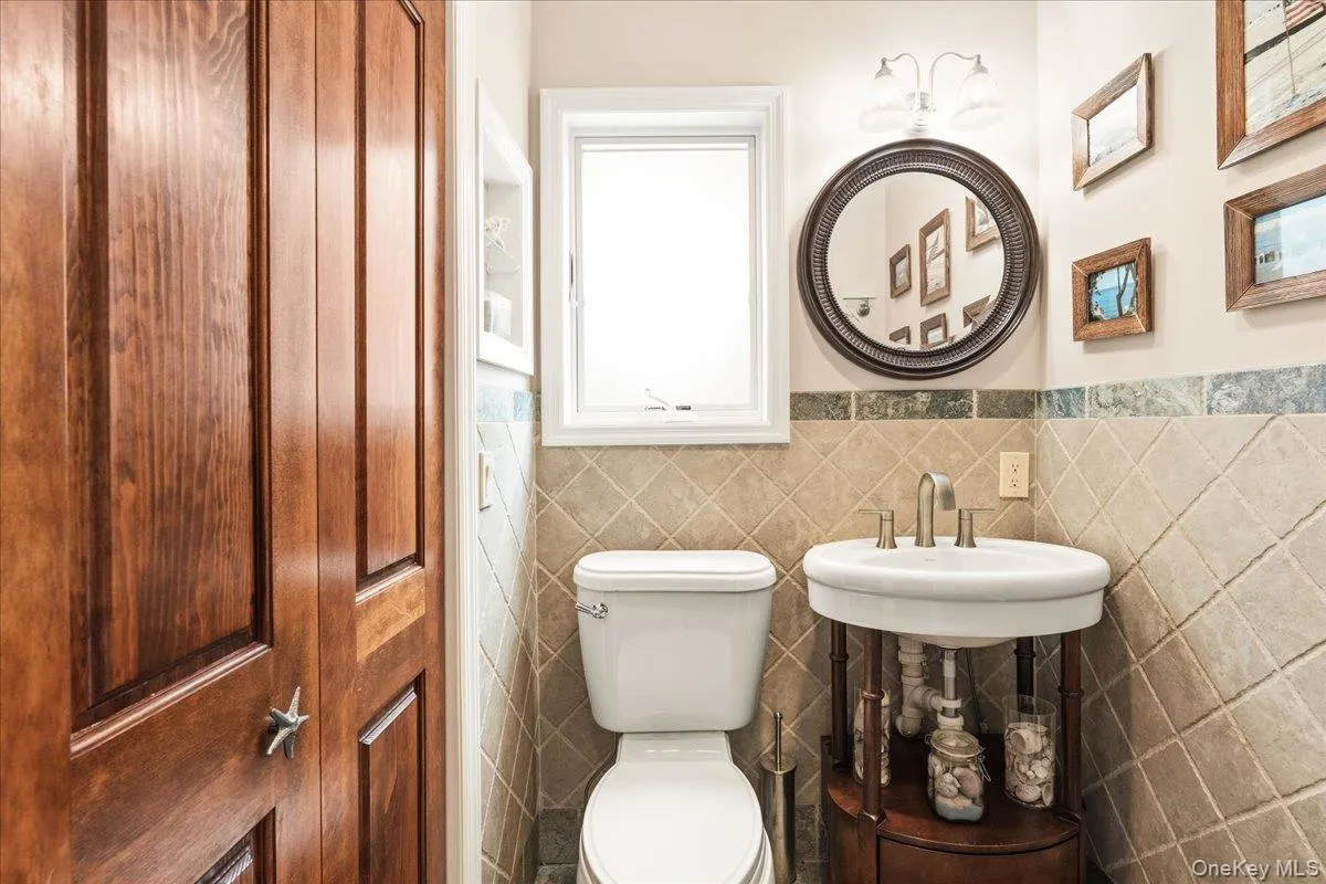 30 Astor Place, North Hempstead, NY, 4 Bedrooms Bedrooms, 10 Rooms Rooms,3 BathroomsBathrooms,Residential,For Rent,Astor,0,1055815 30 Astor Place, North Hempstead, NY, 4 Bedrooms Bedrooms, 10 Rooms Rooms,3 BathroomsBathrooms,Residential,For Rent,Astor,0,1055815