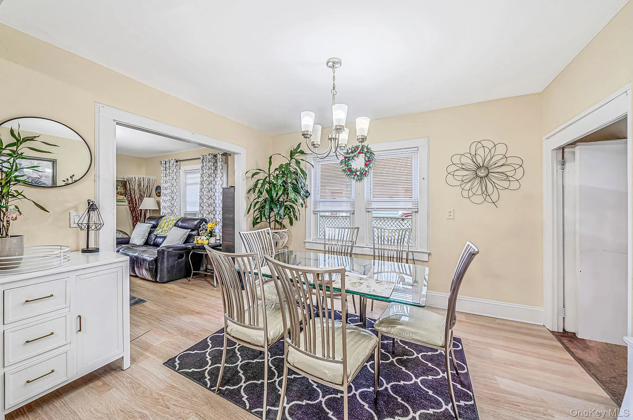 96 Van Cott Avenue, Hempstead, NY, 3 Bedrooms Bedrooms, 8 Rooms Rooms,2 BathroomsBathrooms,Residential,For Rent,Van Cott,0,1055818 96 Van Cott Avenue, Hempstead, NY, 3 Bedrooms Bedrooms, 8 Rooms Rooms,2 BathroomsBathrooms,Residential,For Rent,Van Cott,0,1055818