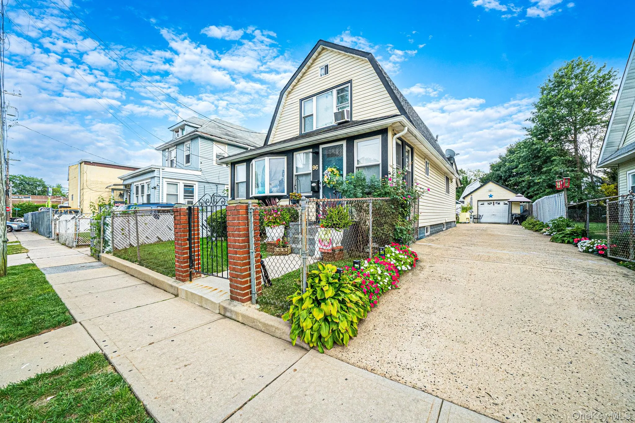 96 Van Cott Avenue, Hempstead, NY, 3 Bedrooms Bedrooms, 8 Rooms Rooms,2 BathroomsBathrooms,Residential,For Rent,Van Cott,0,1055818 96 Van Cott Avenue, Hempstead, NY, 3 Bedrooms Bedrooms, 8 Rooms Rooms,2 BathroomsBathrooms,Residential,For Rent,Van Cott,0,1055818