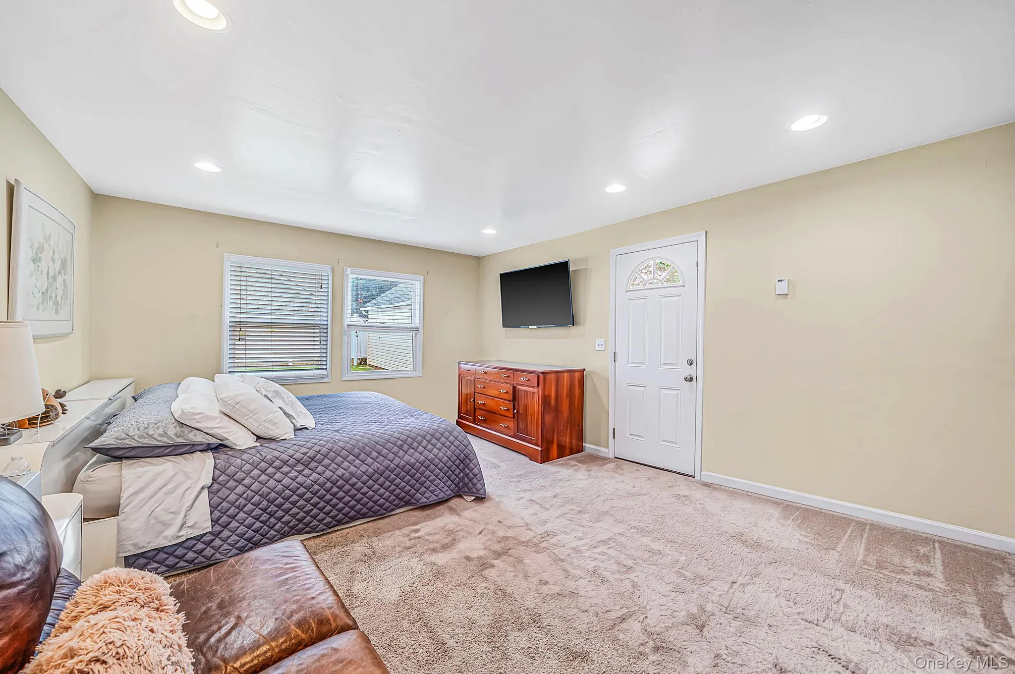 96 Van Cott Avenue, Hempstead, NY, 3 Bedrooms Bedrooms, 8 Rooms Rooms,2 BathroomsBathrooms,Residential,For Rent,Van Cott,0,1055818 96 Van Cott Avenue, Hempstead, NY, 3 Bedrooms Bedrooms, 8 Rooms Rooms,2 BathroomsBathrooms,Residential,For Rent,Van Cott,0,1055818