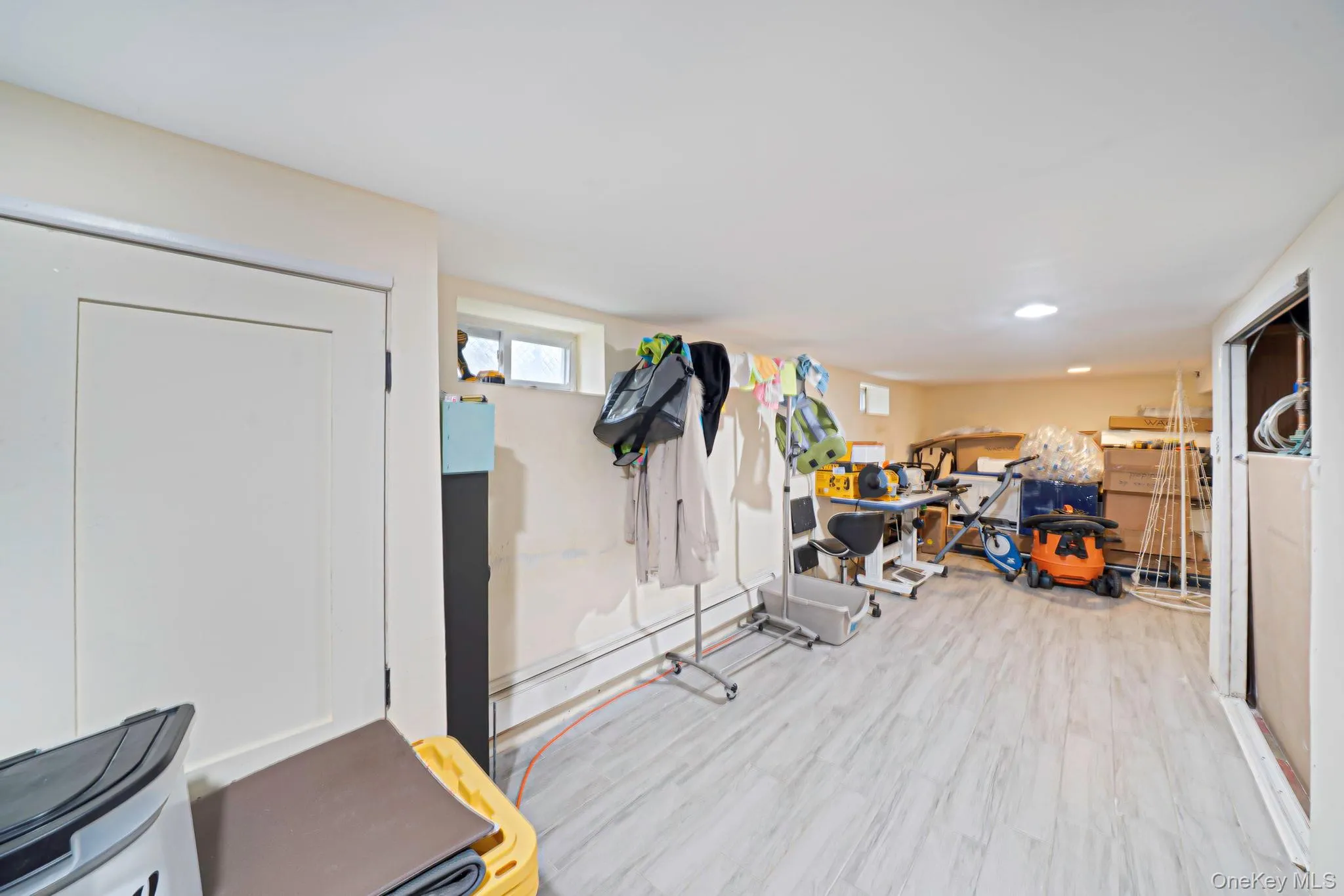 96 Van Cott Avenue, Hempstead, NY, 3 Bedrooms Bedrooms, 8 Rooms Rooms,2 BathroomsBathrooms,Residential,For Rent,Van Cott,0,1055818 96 Van Cott Avenue, Hempstead, NY, 3 Bedrooms Bedrooms, 8 Rooms Rooms,2 BathroomsBathrooms,Residential,For Rent,Van Cott,0,1055818