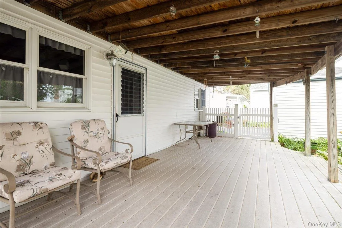 8 Park Circle, Babylon, NY, 3 Bedrooms Bedrooms, 7 Rooms Rooms,1 BathroomBathrooms,Residential,For Rent,Park,0,1055821 8 Park Circle, Babylon, NY, 3 Bedrooms Bedrooms, 7 Rooms Rooms,1 BathroomBathrooms,Residential,For Rent,Park,0,1055821