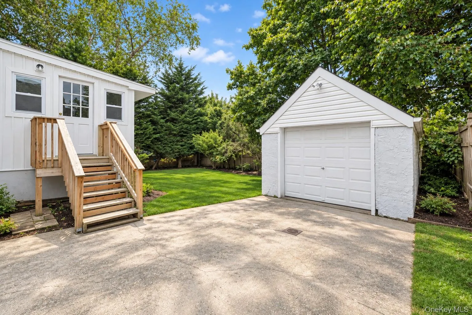 10 Grace Court, Islip, NY, 3 Bedrooms Bedrooms, 14 Rooms Rooms,3 BathroomsBathrooms,Residential,For Rent,Grace,0,1055822 10 Grace Court, Islip, NY, 3 Bedrooms Bedrooms, 14 Rooms Rooms,3 BathroomsBathrooms,Residential,For Rent,Grace,0,1055822