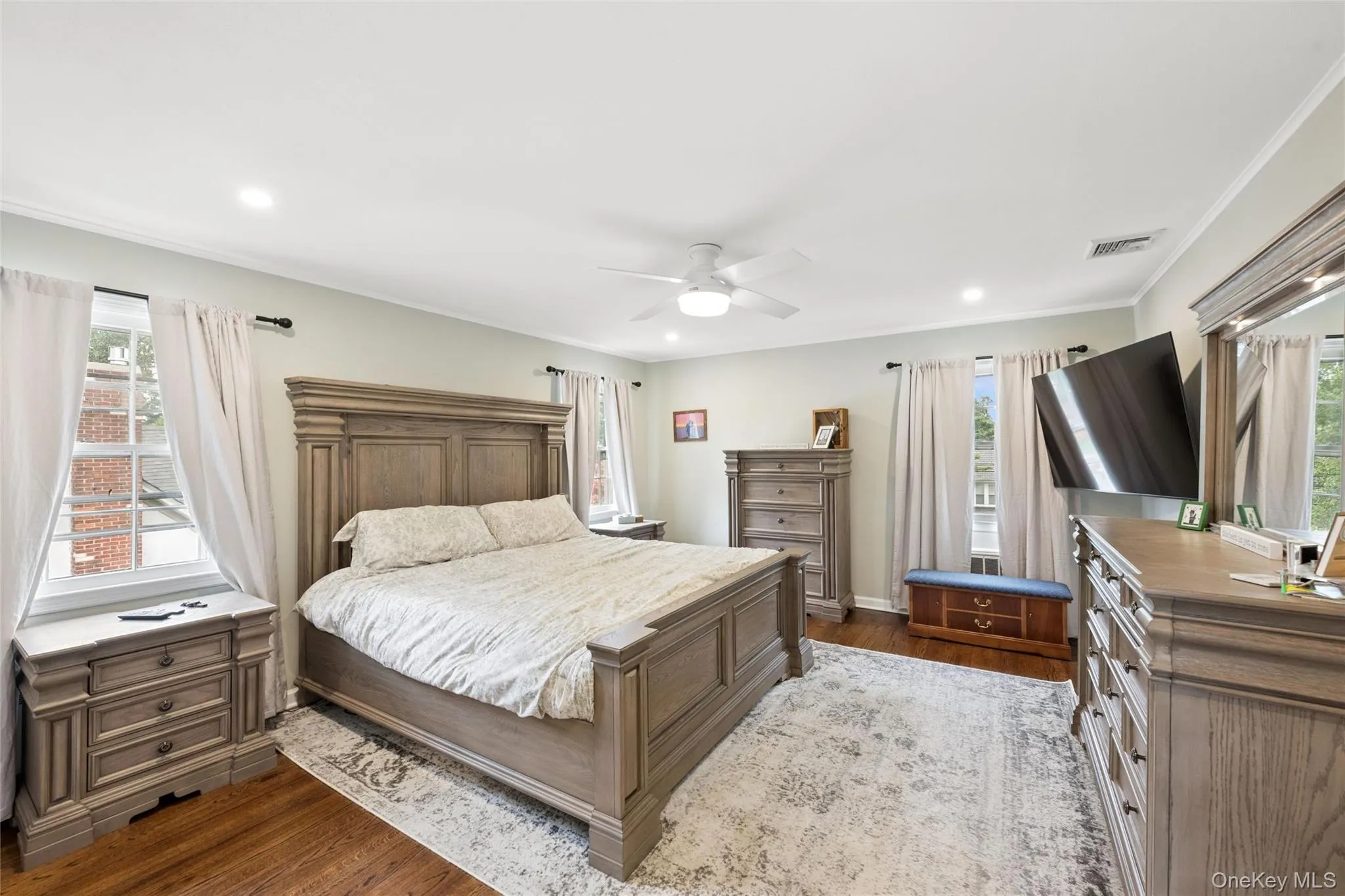 10 Grace Court, Islip, NY, 3 Bedrooms Bedrooms, 14 Rooms Rooms,3 BathroomsBathrooms,Residential,For Rent,Grace,0,1055822 10 Grace Court, Islip, NY, 3 Bedrooms Bedrooms, 14 Rooms Rooms,3 BathroomsBathrooms,Residential,For Rent,Grace,0,1055822