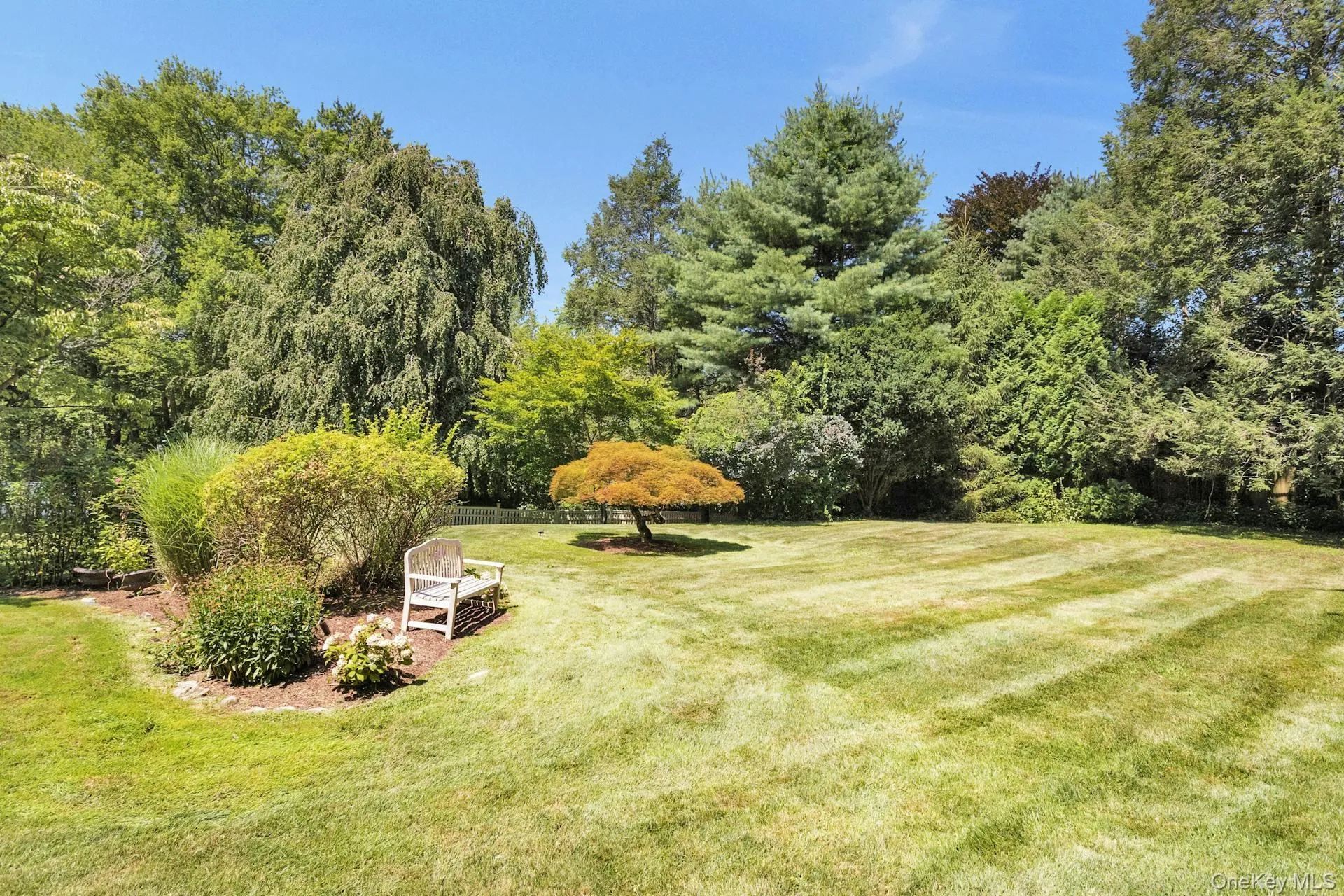 Set on just under 2.5 acres Set on just under 2.5 acres
