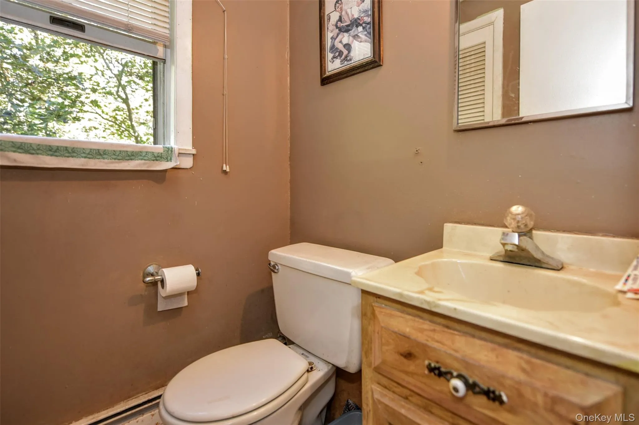 Half bathroom Half bathroom