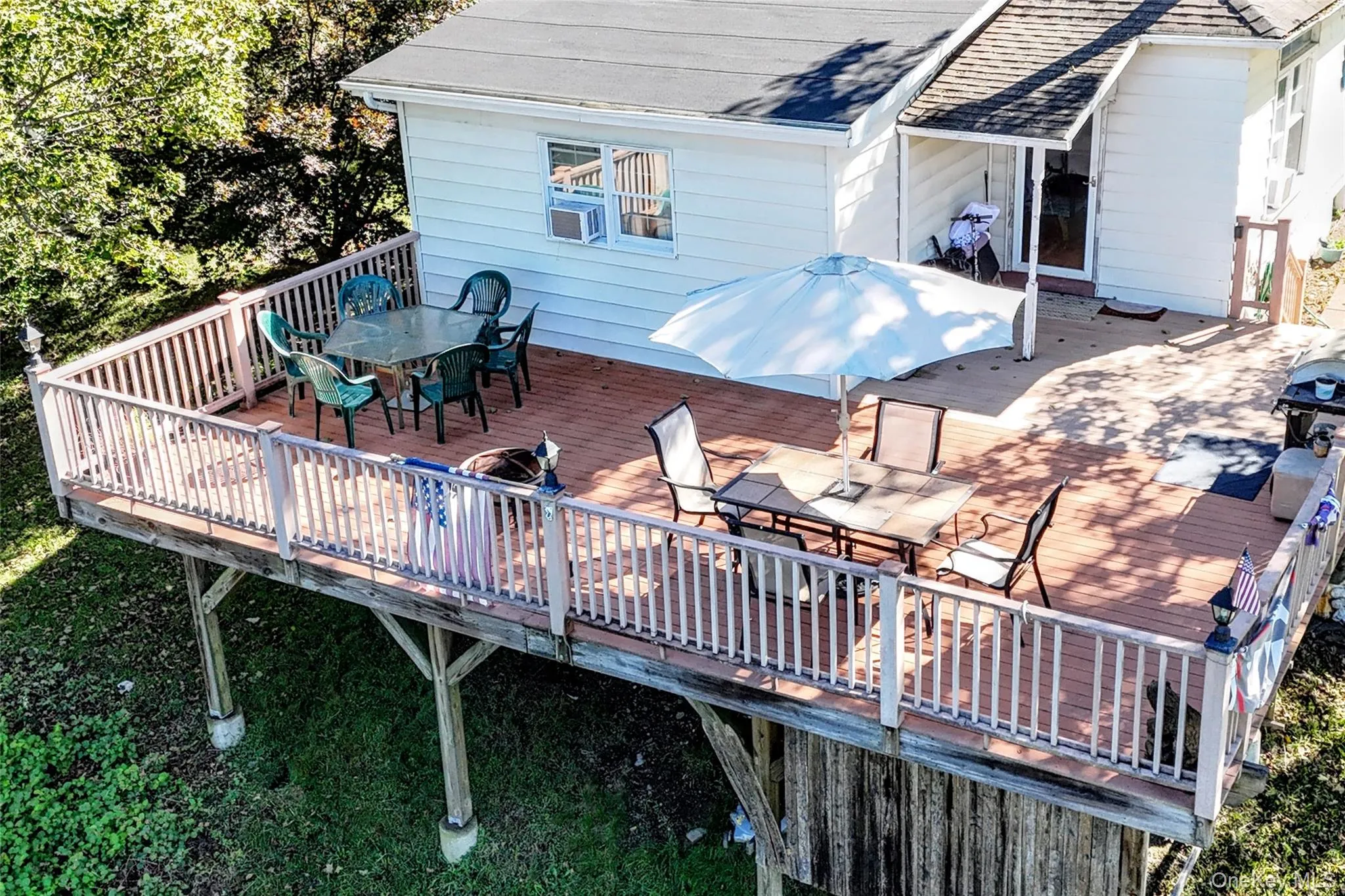 Aerial of large rear composite deck Aerial of large rear composite deck