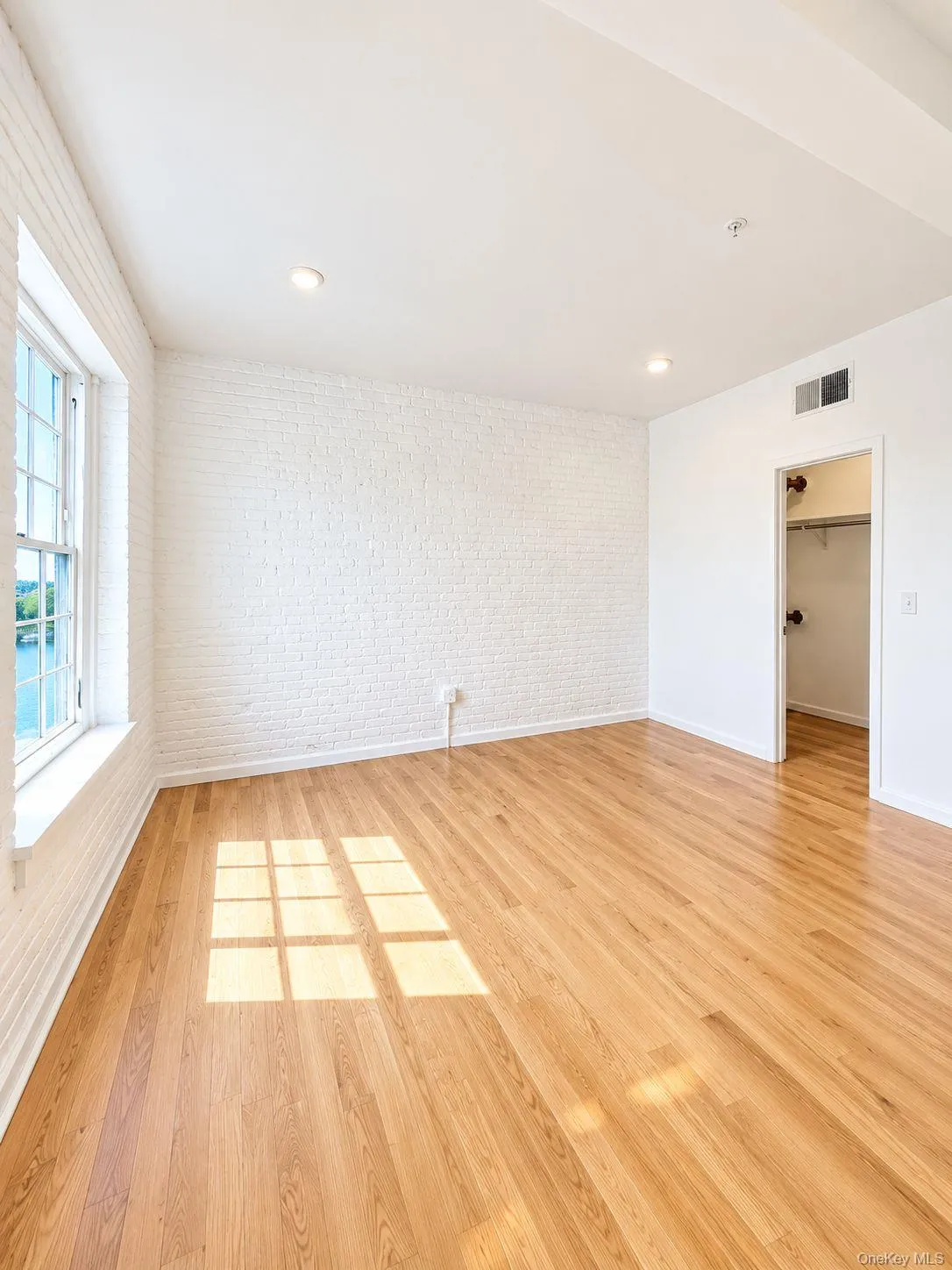 155 S River St, Troy, NY, 2 Bedroom Bedrooms, 5 Room Rooms,1 BathroomBathrooms,Residential Lease,For Rent,S River St,0,1055835 155 S River St, Troy, NY, 2 Bedroom Bedrooms, 5 Room Rooms,1 BathroomBathrooms,Residential Lease,For Rent,S River St,0,1055835