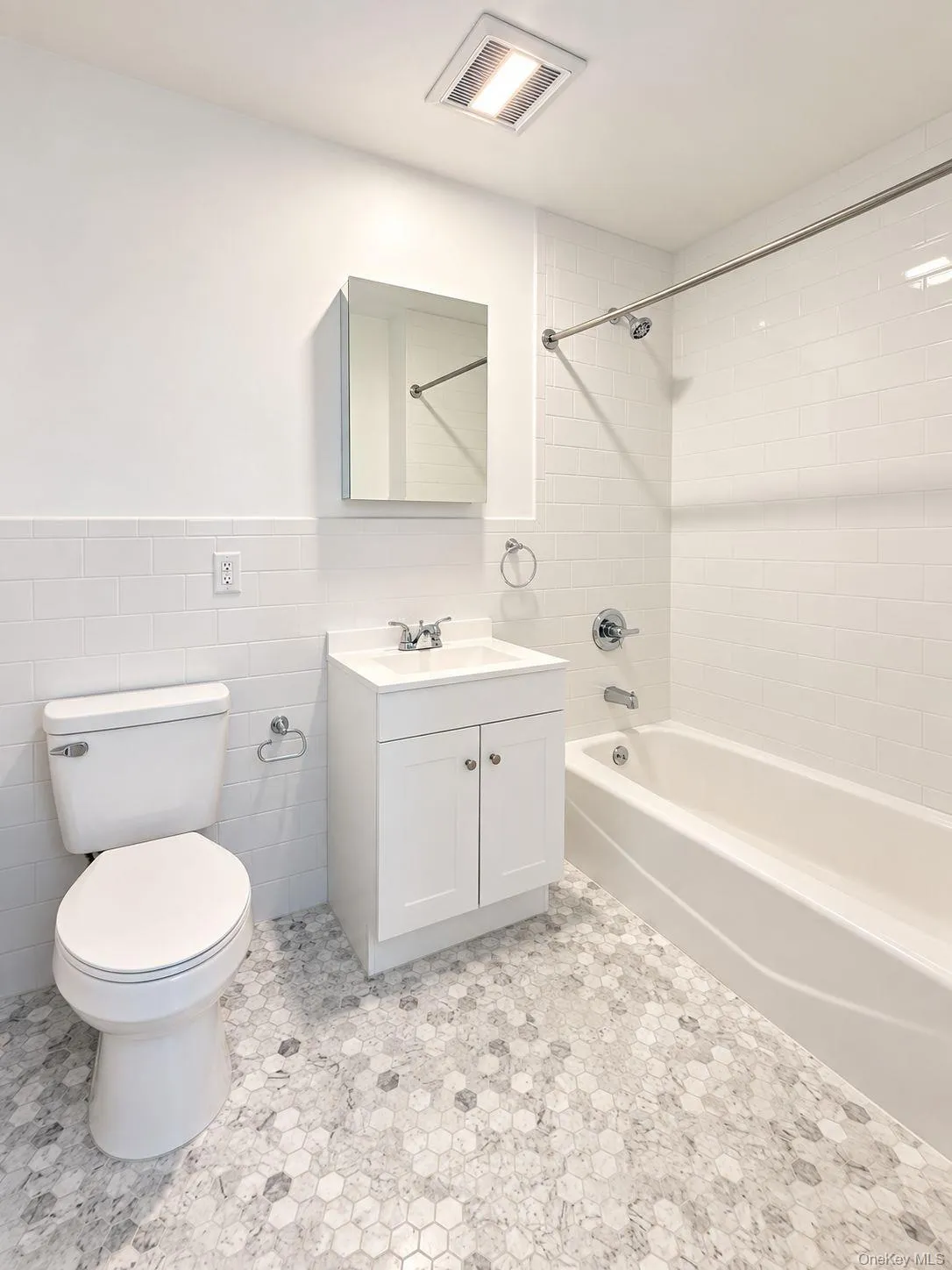 155 S River St, Troy, NY, 2 Bedroom Bedrooms, 5 Room Rooms,1 BathroomBathrooms,Residential Lease,For Rent,S River St,0,1055839 155 S River St, Troy, NY, 2 Bedroom Bedrooms, 5 Room Rooms,1 BathroomBathrooms,Residential Lease,For Rent,S River St,0,1055839