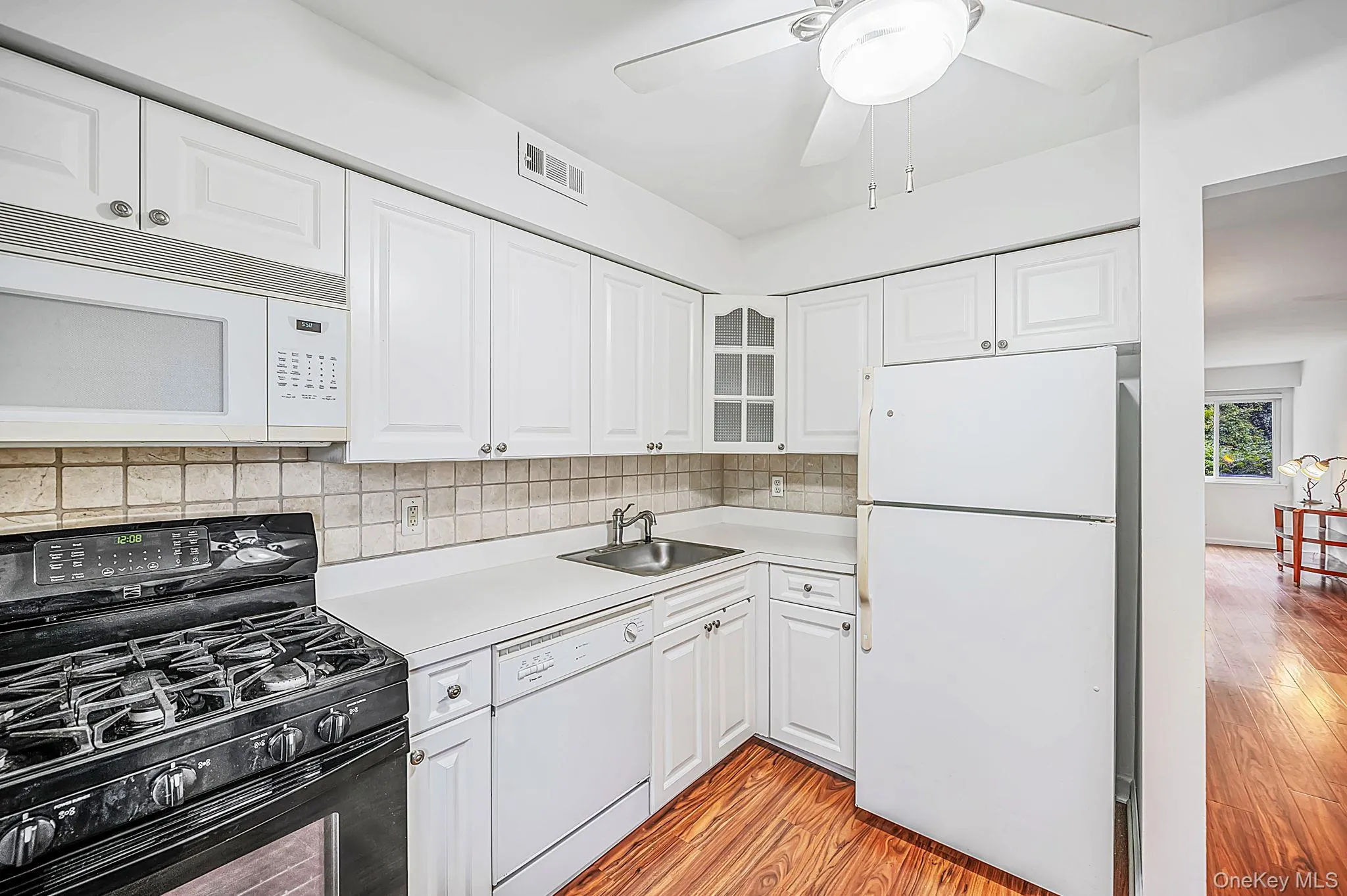 167 Pointe Circle, Brookhaven, NY, 2 Bedrooms Bedrooms, 4 Rooms Rooms,1 BathroomBathrooms,Residential,For Rent,Pointe,0,1055846 167 Pointe Circle, Brookhaven, NY, 2 Bedrooms Bedrooms, 4 Rooms Rooms,1 BathroomBathrooms,Residential,For Rent,Pointe,0,1055846