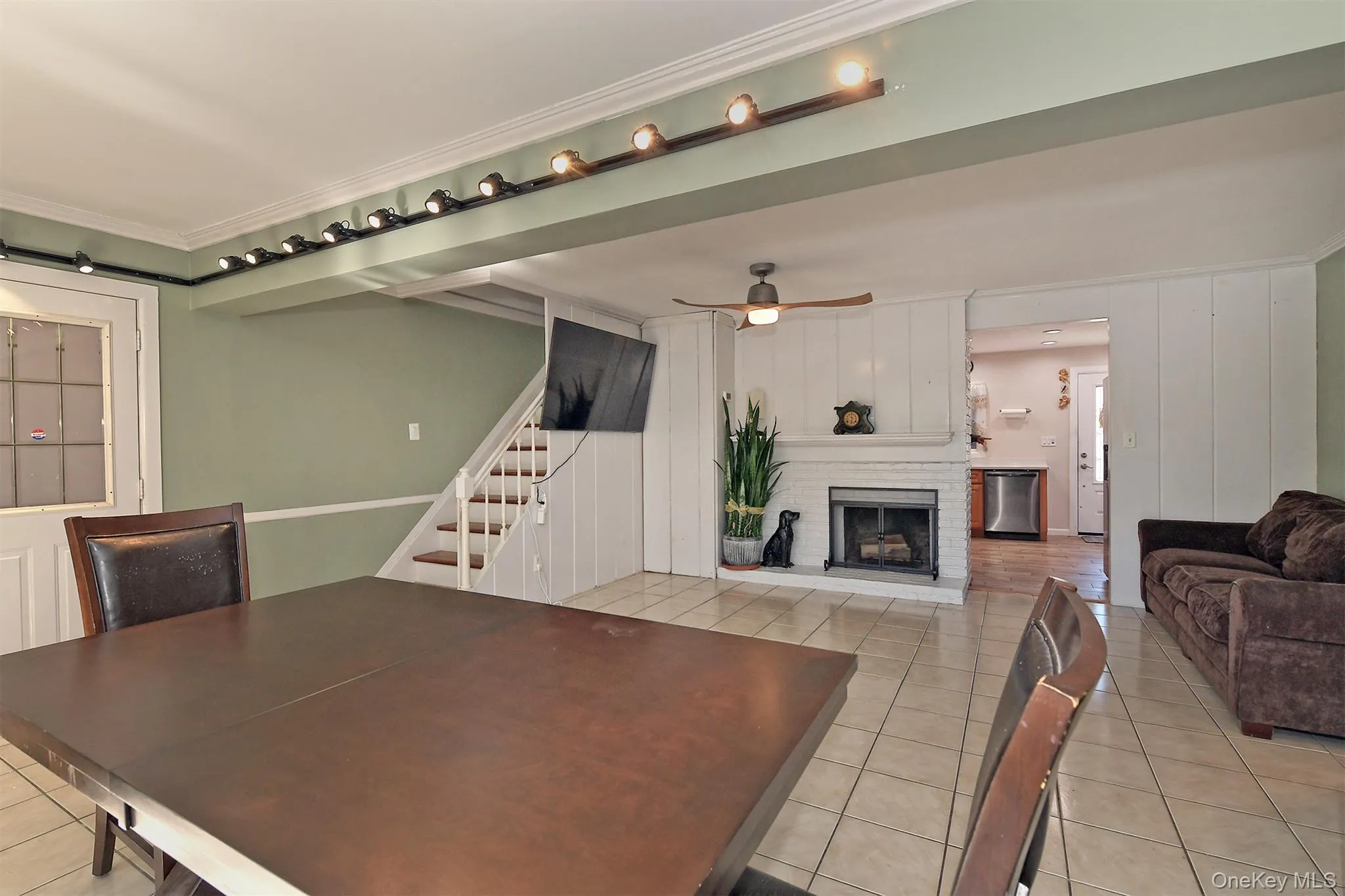 105 Bucket Lane, Hempstead, NY, 6 Bedrooms Bedrooms, 11 Rooms Rooms,2 BathroomsBathrooms,Residential,For Rent,Bucket,0,1055849 105 Bucket Lane, Hempstead, NY, 6 Bedrooms Bedrooms, 11 Rooms Rooms,2 BathroomsBathrooms,Residential,For Rent,Bucket,0,1055849