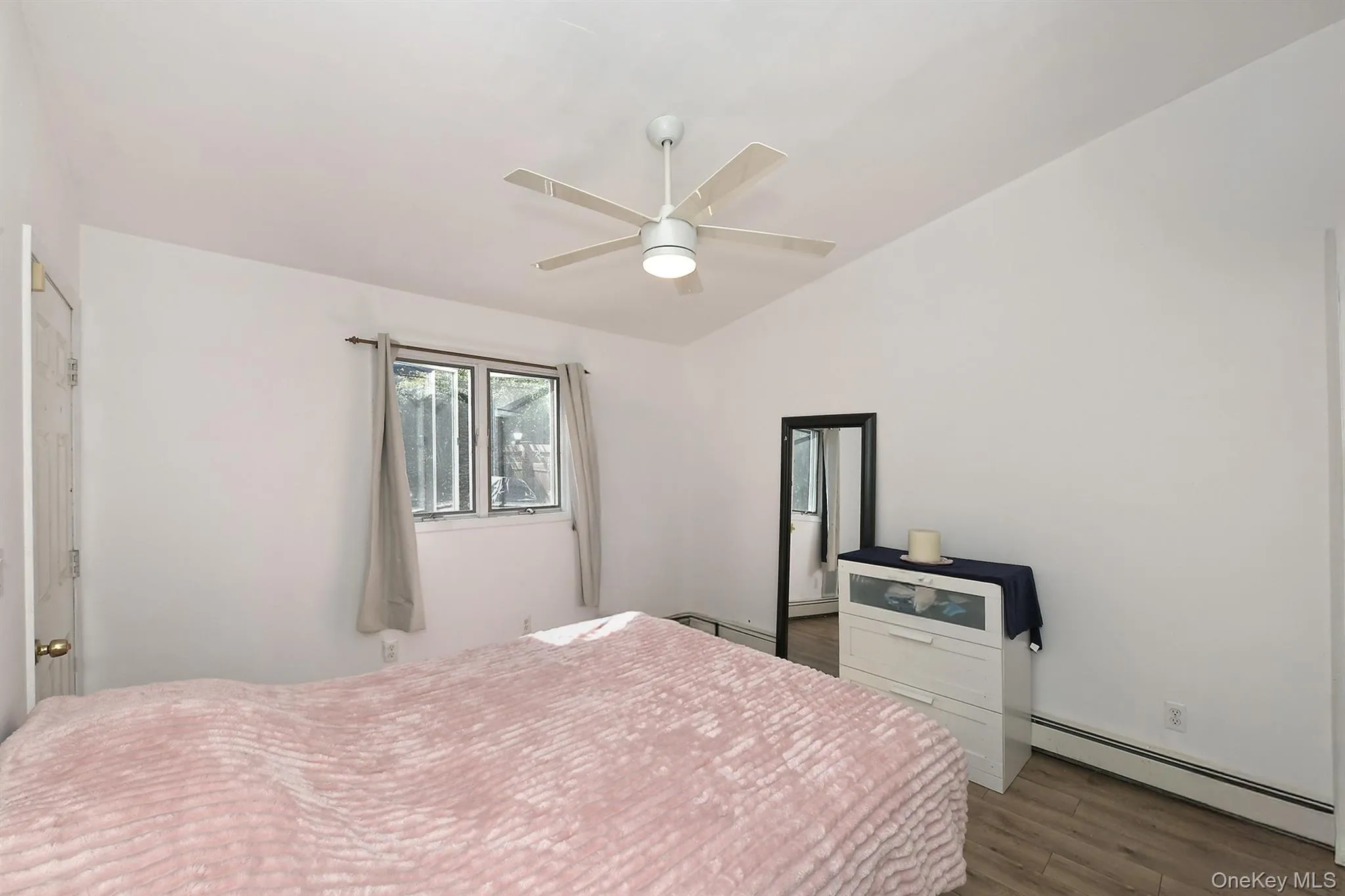 105 Bucket Lane, Hempstead, NY, 6 Bedrooms Bedrooms, 11 Rooms Rooms,2 BathroomsBathrooms,Residential,For Rent,Bucket,0,1055849 105 Bucket Lane, Hempstead, NY, 6 Bedrooms Bedrooms, 11 Rooms Rooms,2 BathroomsBathrooms,Residential,For Rent,Bucket,0,1055849