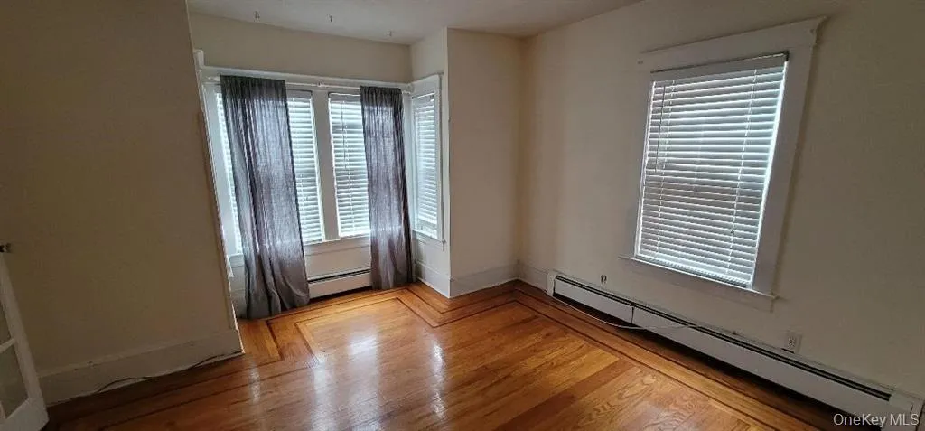 95 Grand Avenue, Orangetown, NY, 1 Bedroom Bedrooms, 5 Rooms Rooms,1 BathroomBathrooms,Residential Lease,For Rent,Grand,0,1055851 95 Grand Avenue, Orangetown, NY, 1 Bedroom Bedrooms, 5 Rooms Rooms,1 BathroomBathrooms,Residential Lease,For Rent,Grand,0,1055851