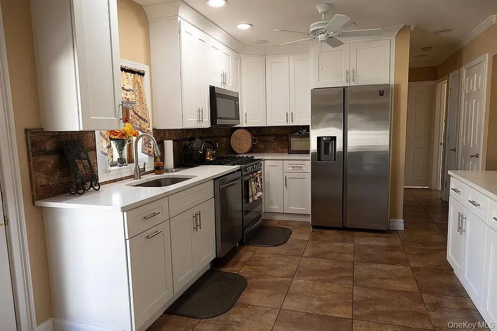 169 Doris Avenue, Hempstead, NY, 4 Bedrooms Bedrooms, 11 Rooms Rooms,3 BathroomsBathrooms,Residential,For Rent,Doris,0,1055852 169 Doris Avenue, Hempstead, NY, 4 Bedrooms Bedrooms, 11 Rooms Rooms,3 BathroomsBathrooms,Residential,For Rent,Doris,0,1055852