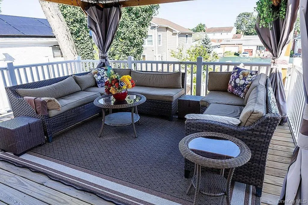 169 Doris Avenue, Hempstead, NY, 4 Bedrooms Bedrooms, 11 Rooms Rooms,3 BathroomsBathrooms,Residential,For Rent,Doris,0,1055852 169 Doris Avenue, Hempstead, NY, 4 Bedrooms Bedrooms, 11 Rooms Rooms,3 BathroomsBathrooms,Residential,For Rent,Doris,0,1055852