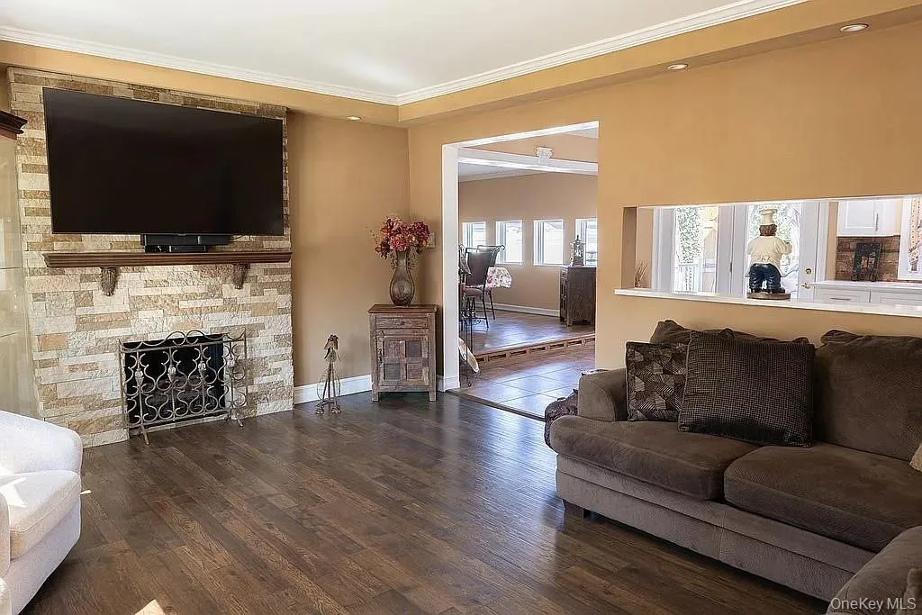 169 Doris Avenue, Hempstead, NY, 4 Bedrooms Bedrooms, 11 Rooms Rooms,3 BathroomsBathrooms,Residential,For Rent,Doris,0,1055852 169 Doris Avenue, Hempstead, NY, 4 Bedrooms Bedrooms, 11 Rooms Rooms,3 BathroomsBathrooms,Residential,For Rent,Doris,0,1055852