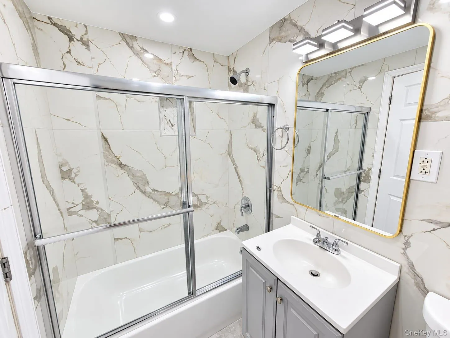 485 Pennsylvania Avenue, New York, NY, 2 Bedroom Bedrooms, 4 Room Rooms,1 BathroomBathrooms,Residential Lease,For Rent,Pennsylvania,0,1055864 485 Pennsylvania Avenue, New York, NY, 2 Bedroom Bedrooms, 4 Room Rooms,1 BathroomBathrooms,Residential Lease,For Rent,Pennsylvania,0,1055864