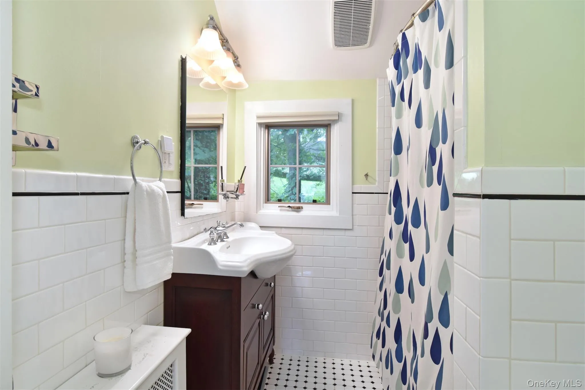6 Beverly Road, Eastchester, NY, 3 Bedrooms Bedrooms, 7 Rooms Rooms,2 BathroomsBathrooms,Residential,For Rent,Beverly,0,1055873 6 Beverly Road, Eastchester, NY, 3 Bedrooms Bedrooms, 7 Rooms Rooms,2 BathroomsBathrooms,Residential,For Rent,Beverly,0,1055873
