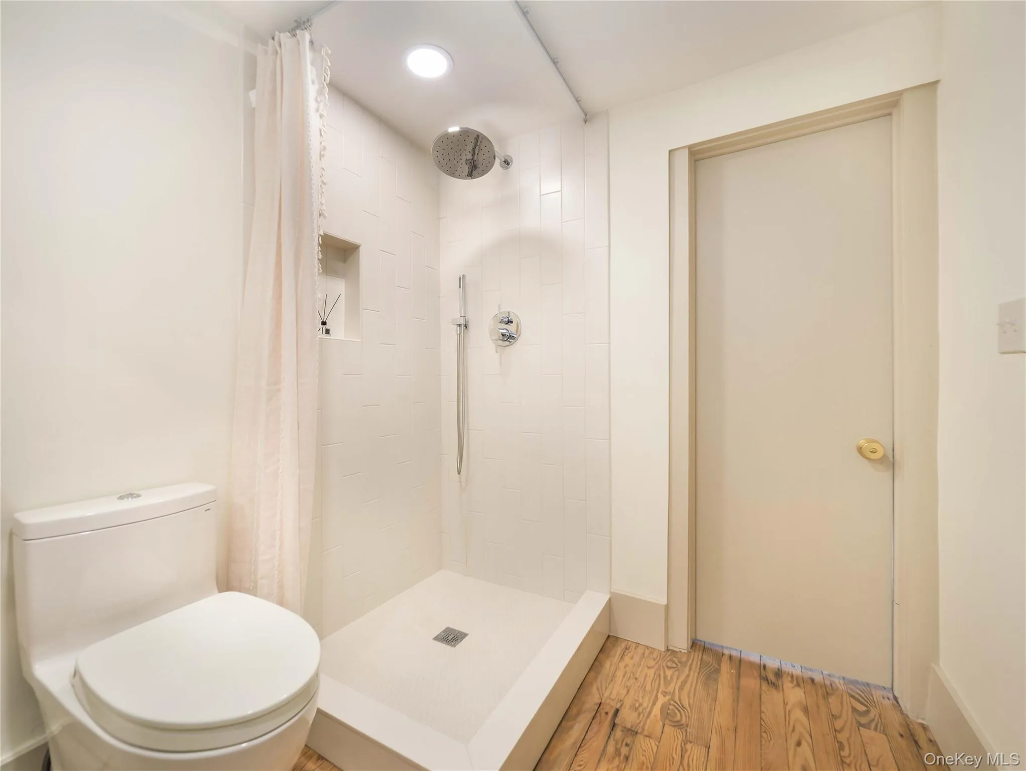 79 Ann Street, Newburgh (city), NY, 3 Bedroom Bedrooms, 11 Room Rooms,2 BathroomBathrooms,Residential Lease,For Rent,Ann,0,1055875 79 Ann Street, Newburgh (city), NY, 3 Bedroom Bedrooms, 11 Room Rooms,2 BathroomBathrooms,Residential Lease,For Rent,Ann,0,1055875