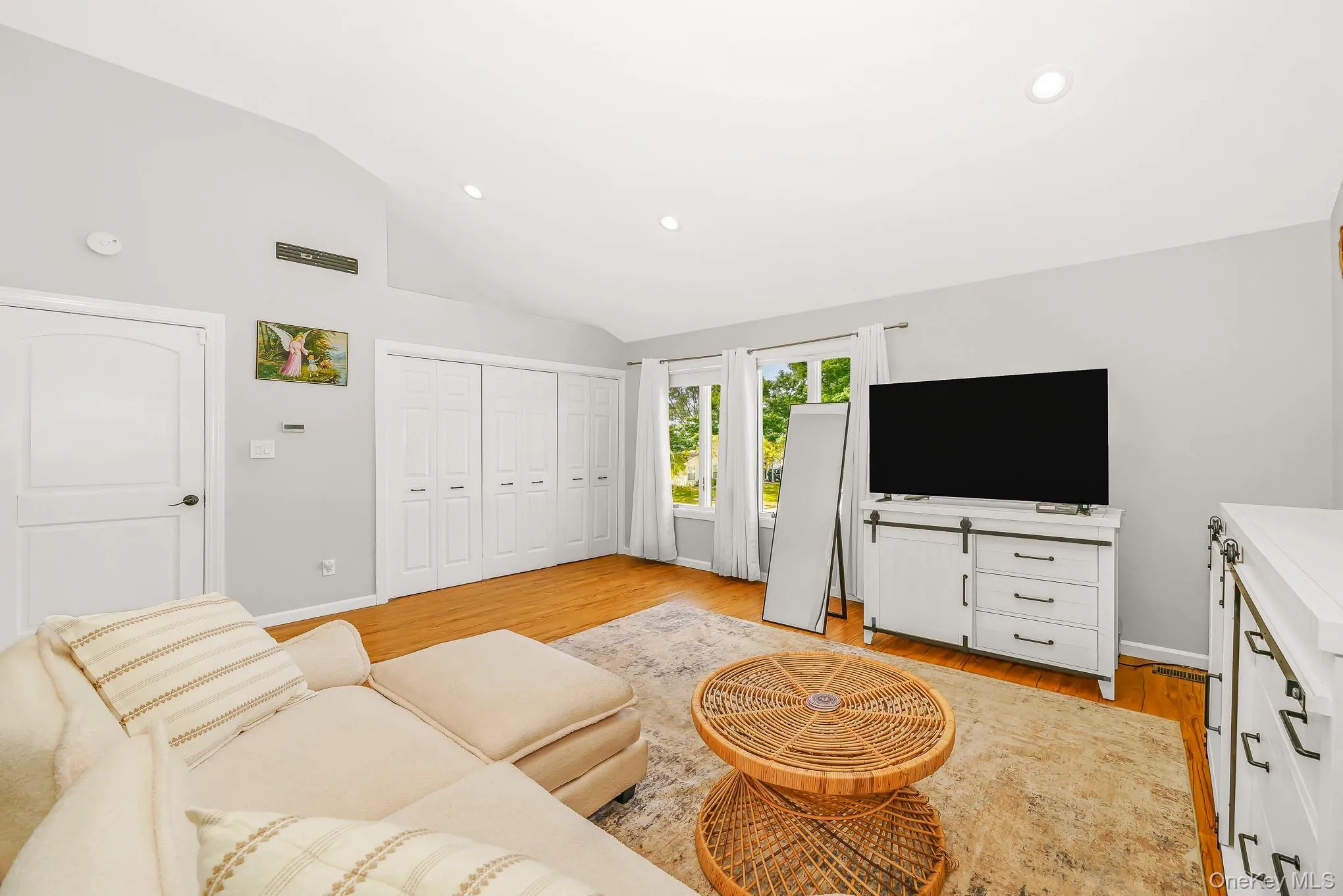 102 Inverness Road, Islip, NY, 3 Bedrooms Bedrooms, 8 Rooms Rooms,2 BathroomsBathrooms,Residential,For Rent,Inverness,0,1055881 102 Inverness Road, Islip, NY, 3 Bedrooms Bedrooms, 8 Rooms Rooms,2 BathroomsBathrooms,Residential,For Rent,Inverness,0,1055881